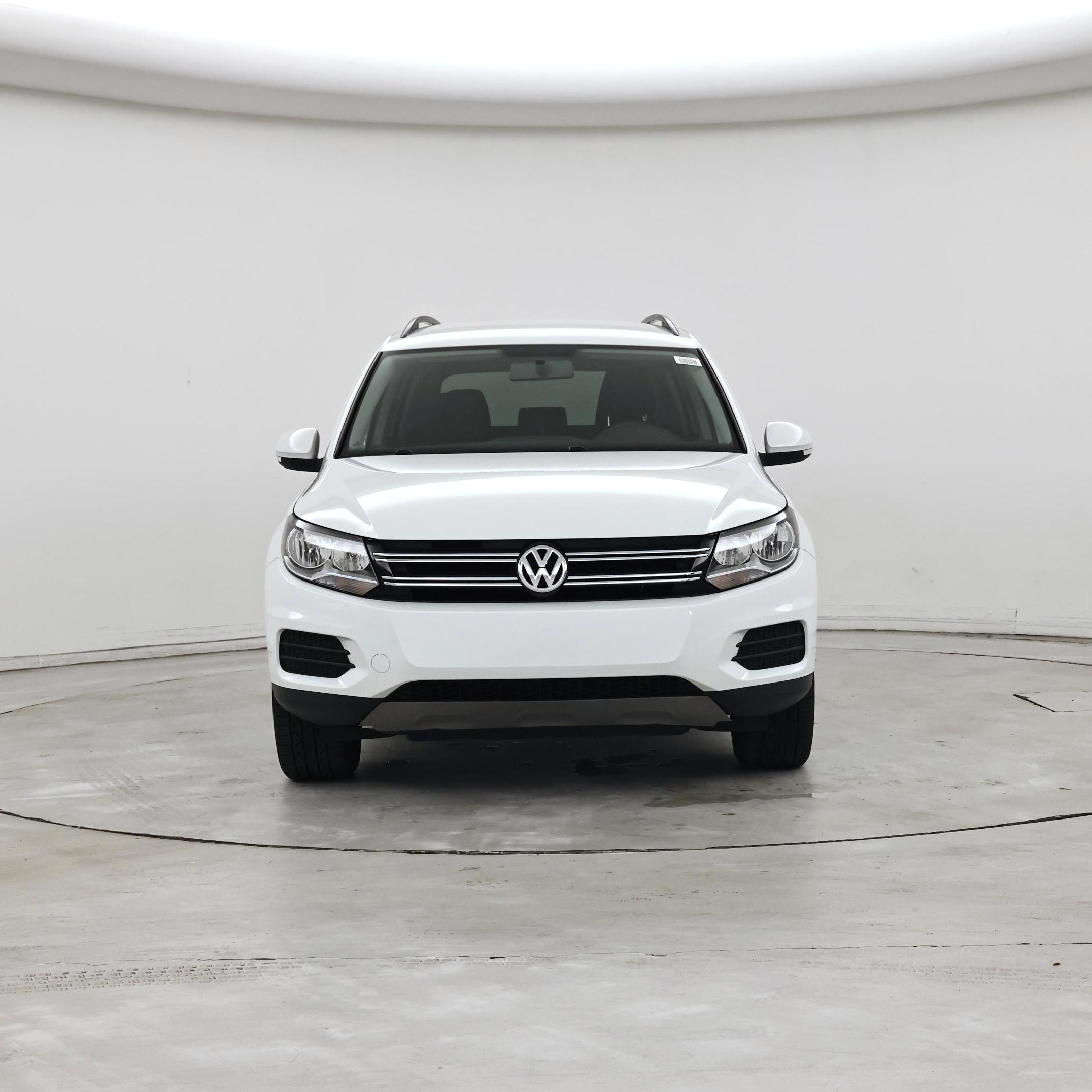 Thumbnail: 2017 Volkswagen Tiguan - 5