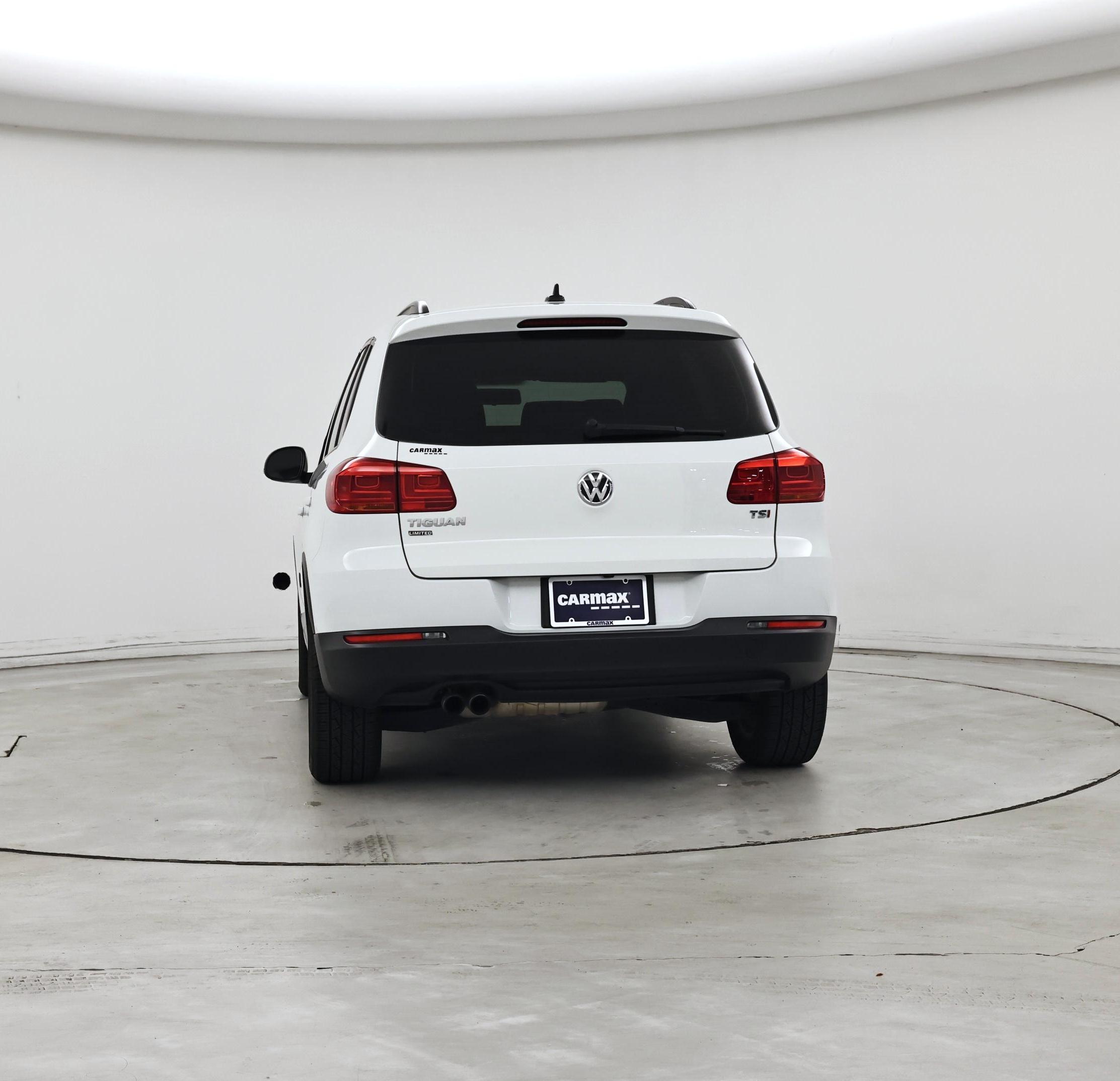 Thumbnail: 2017 Volkswagen Tiguan - 6
