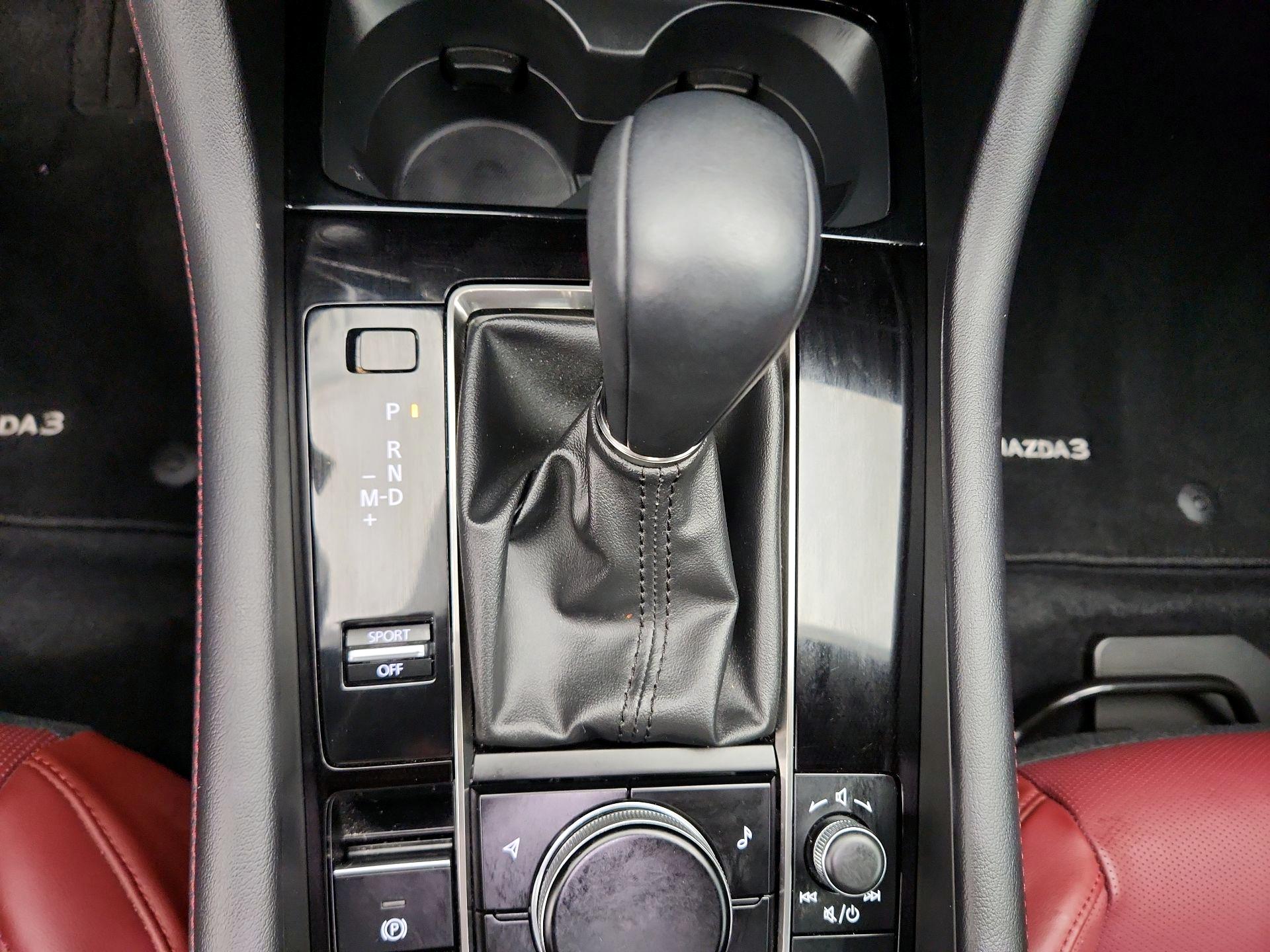Thumbnail: 2024 Mazda Mazda3 - 17