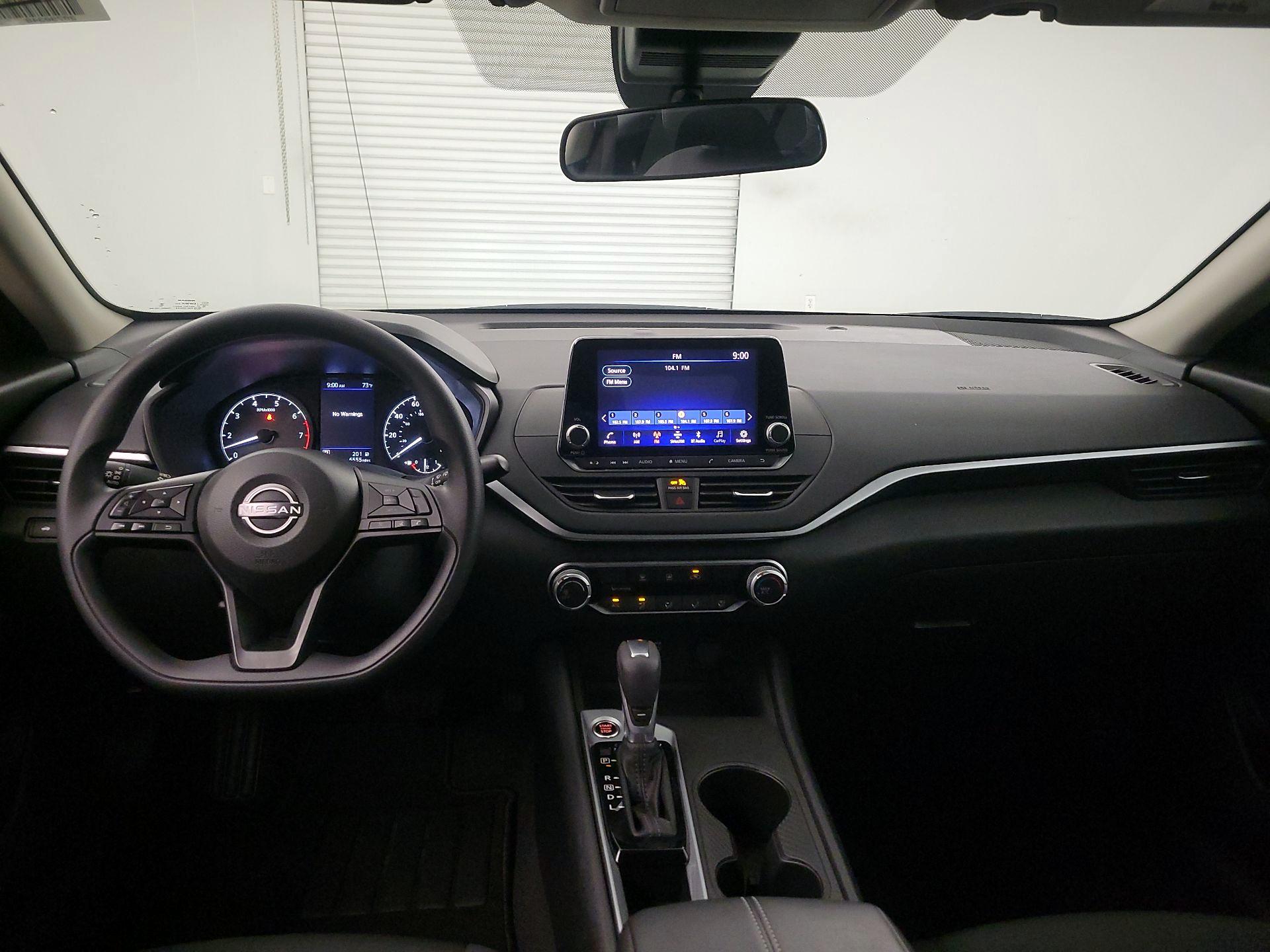 Thumbnail: 2025 Nissan Altima - 9