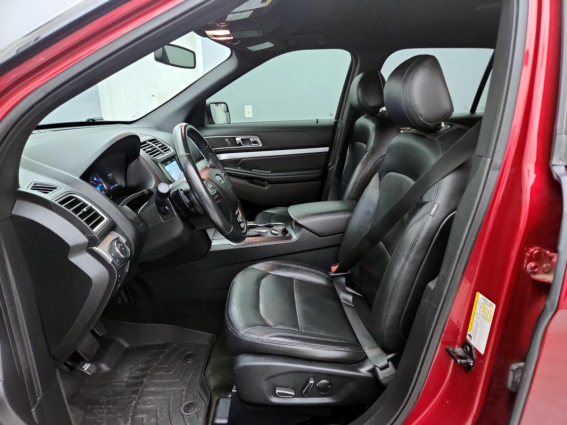 Thumbnail: 2017 Ford Explorer - 11