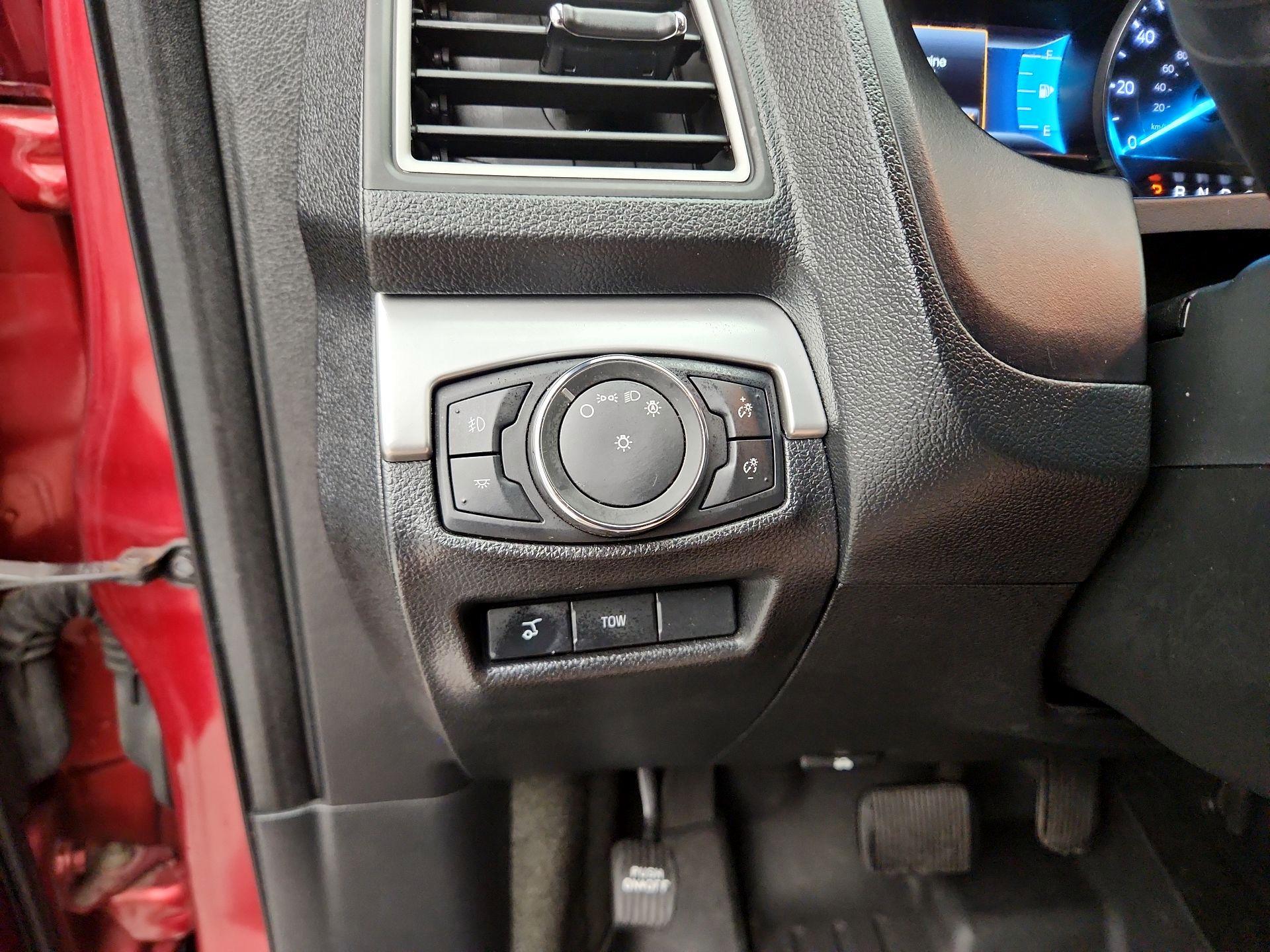 Thumbnail: 2017 Ford Explorer - 13