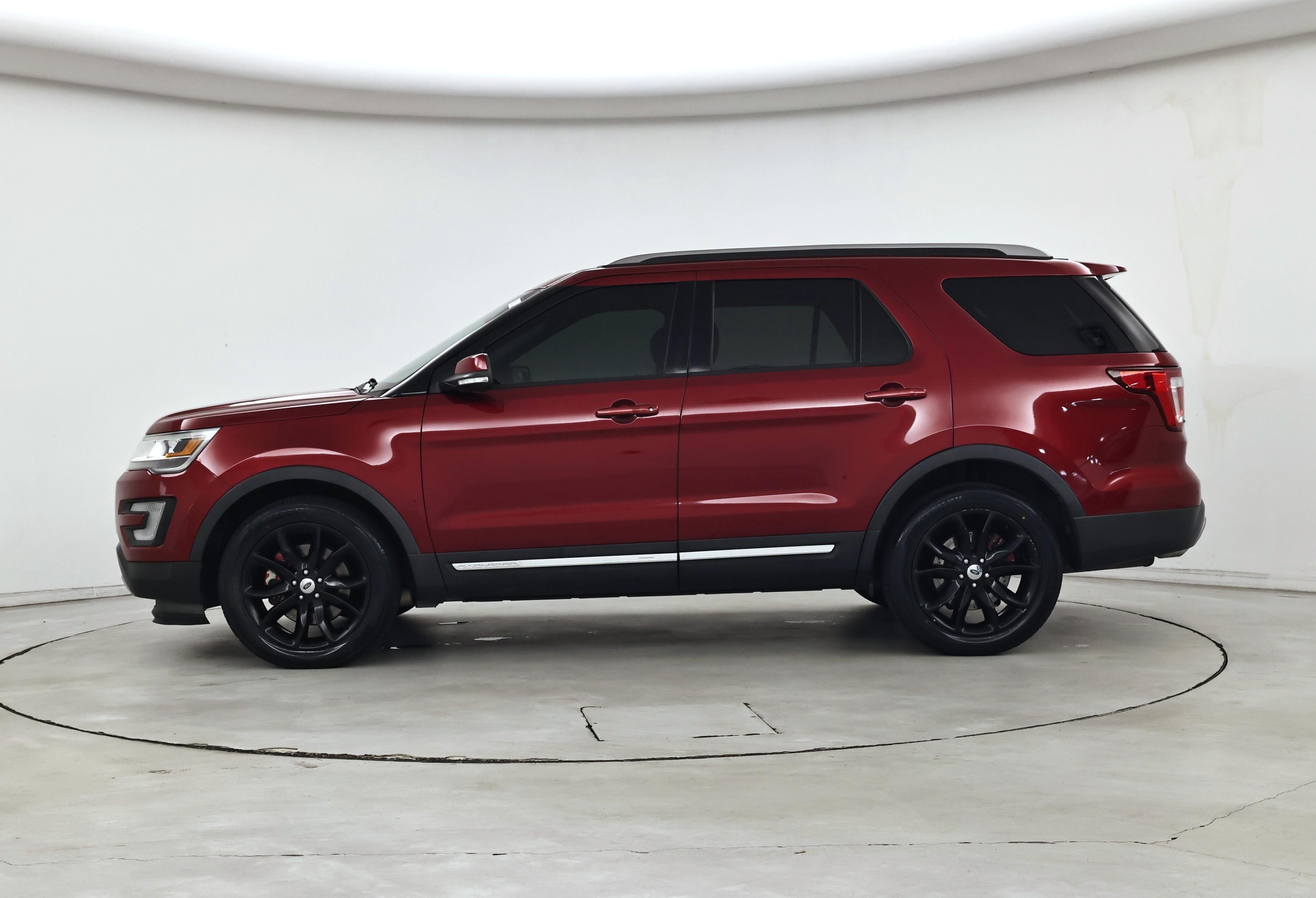 Thumbnail: 2017 Ford Explorer - 3