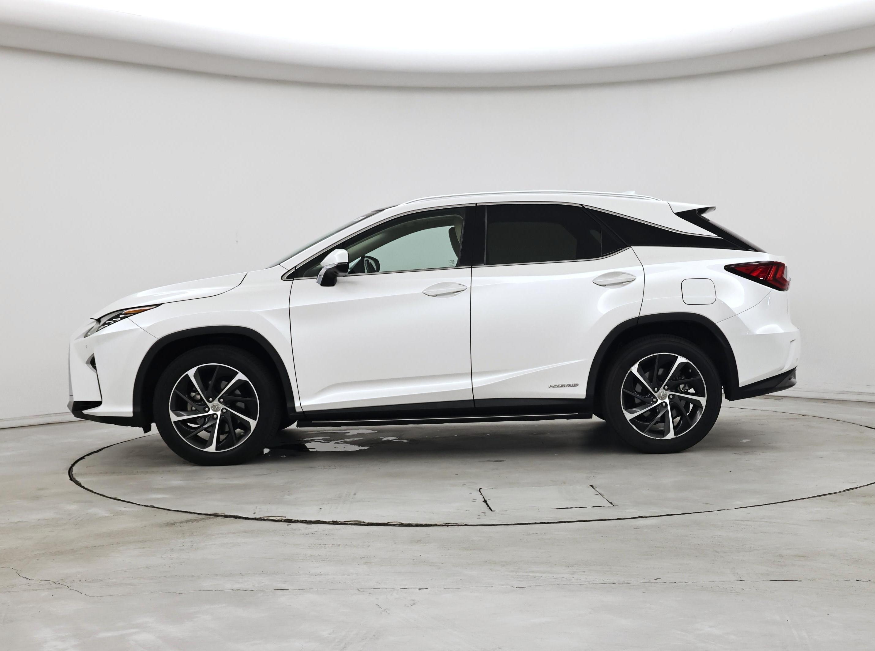Thumbnail: 2017 Lexus RX - 3