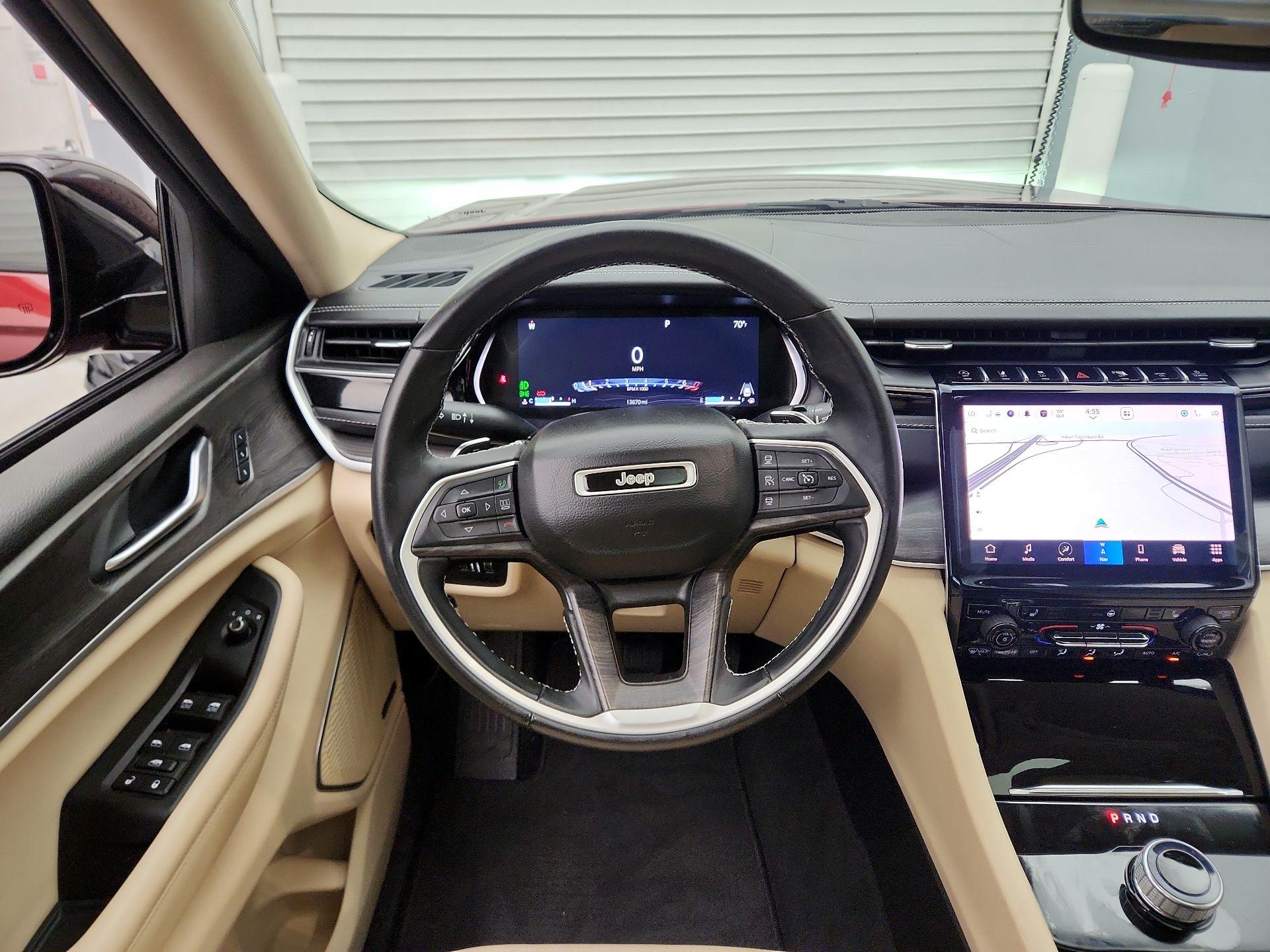 Thumbnail: 2022 Jeep Grand Cherokee - 10