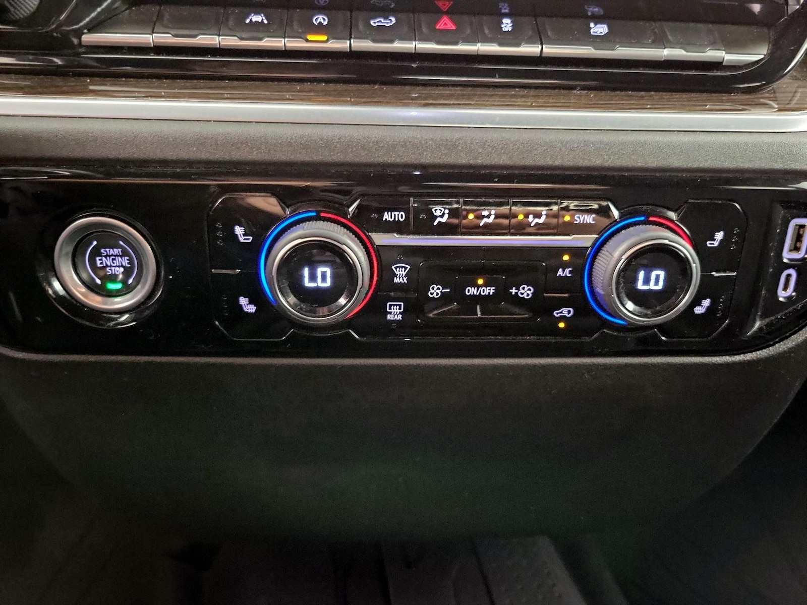 2023 Chevrolet Silverado 1500 LT - Photo 18