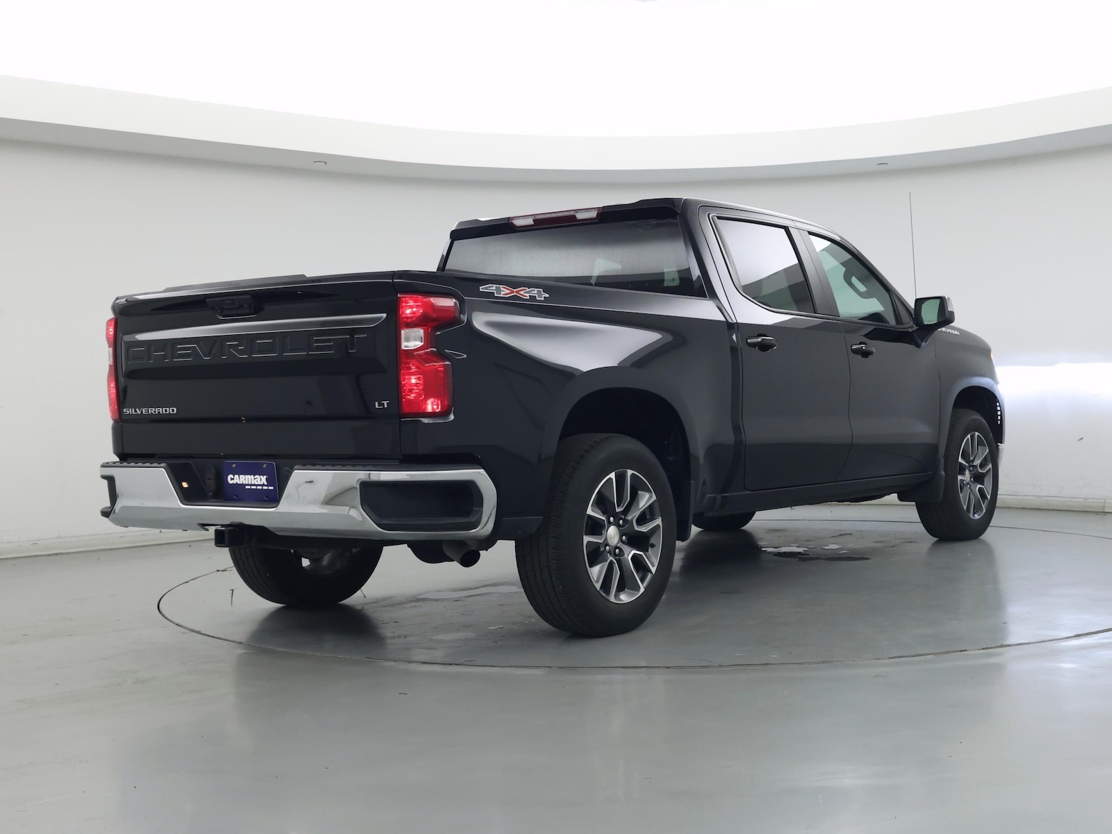 2023 Chevrolet Silverado 1500 LT - Photo 9