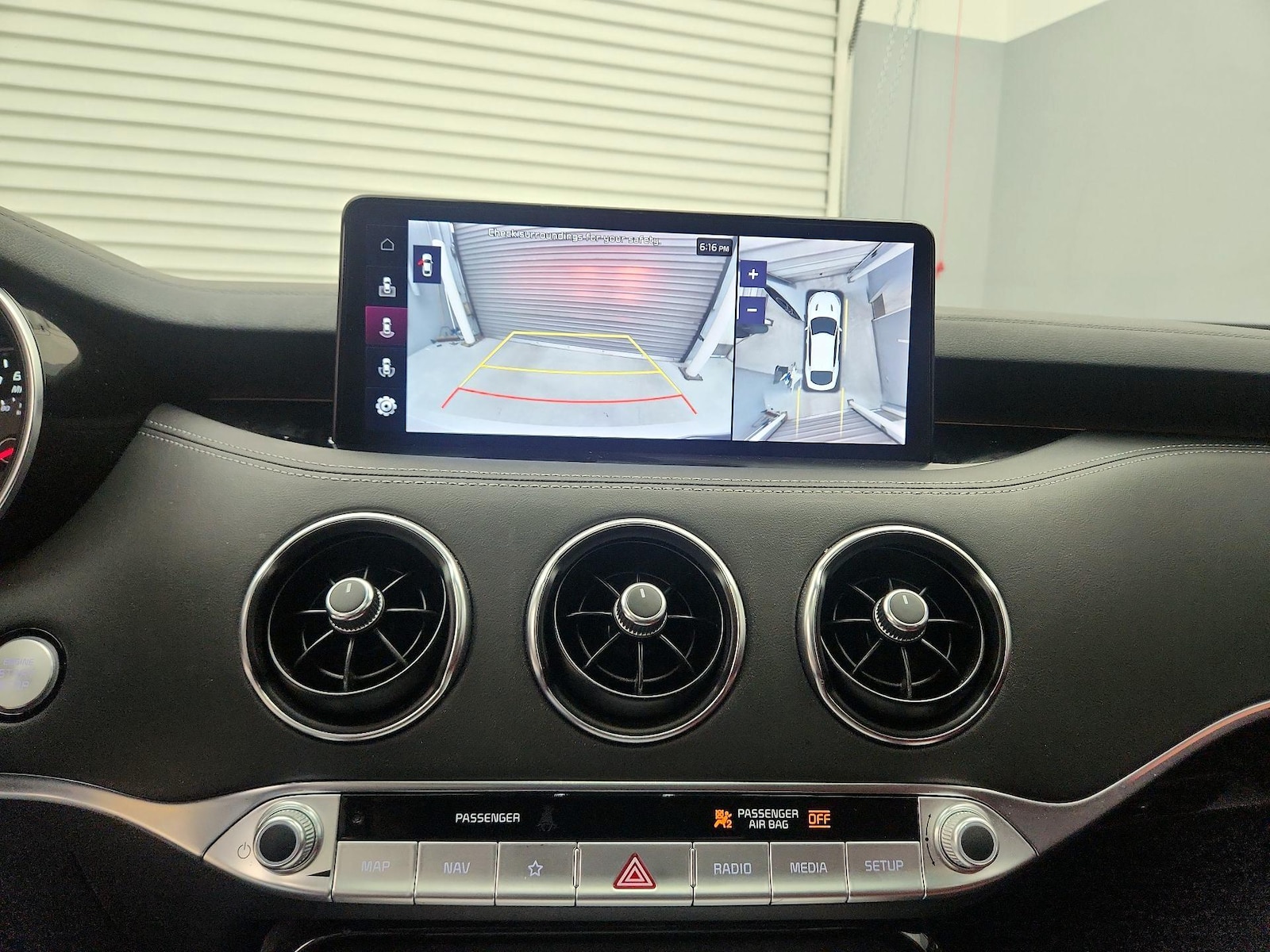 2023 Kia Stinger GT2 - Photo 16