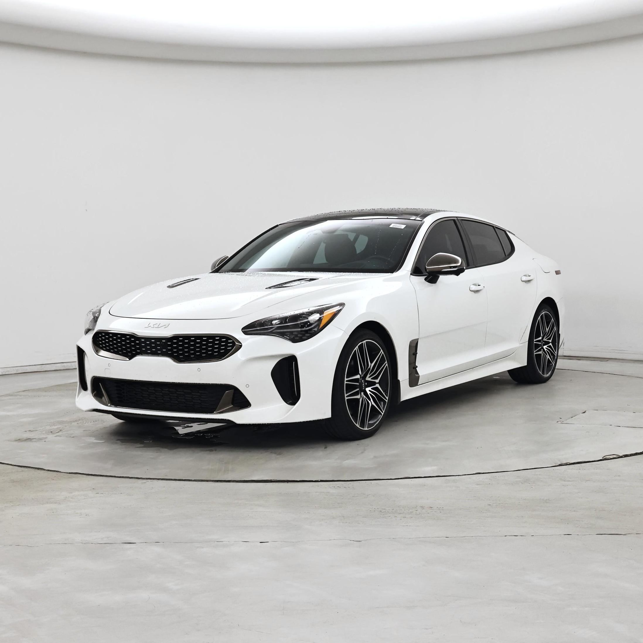 Thumbnail: 2023 Kia Stinger - 4