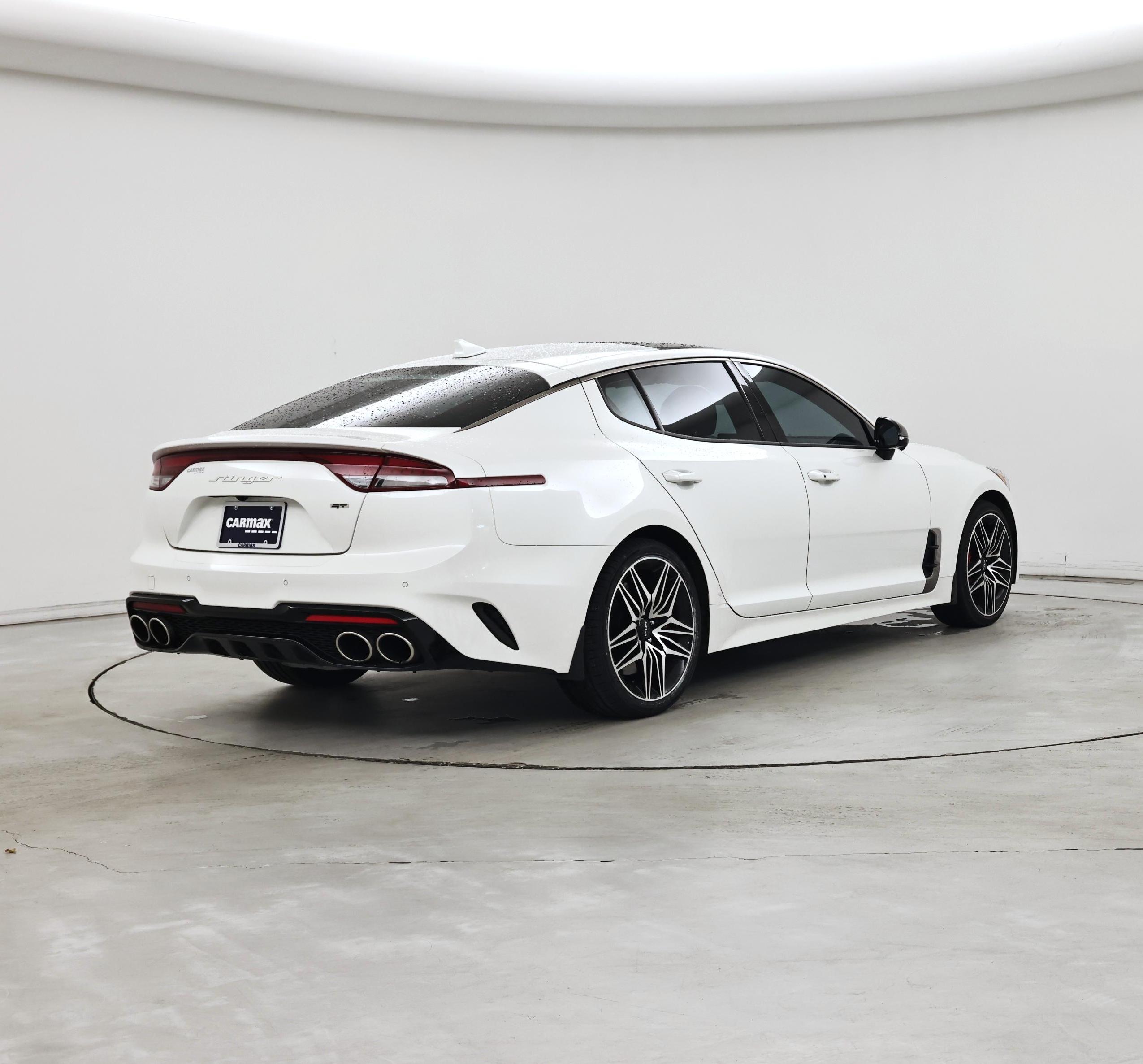 Thumbnail: 2023 Kia Stinger - 8