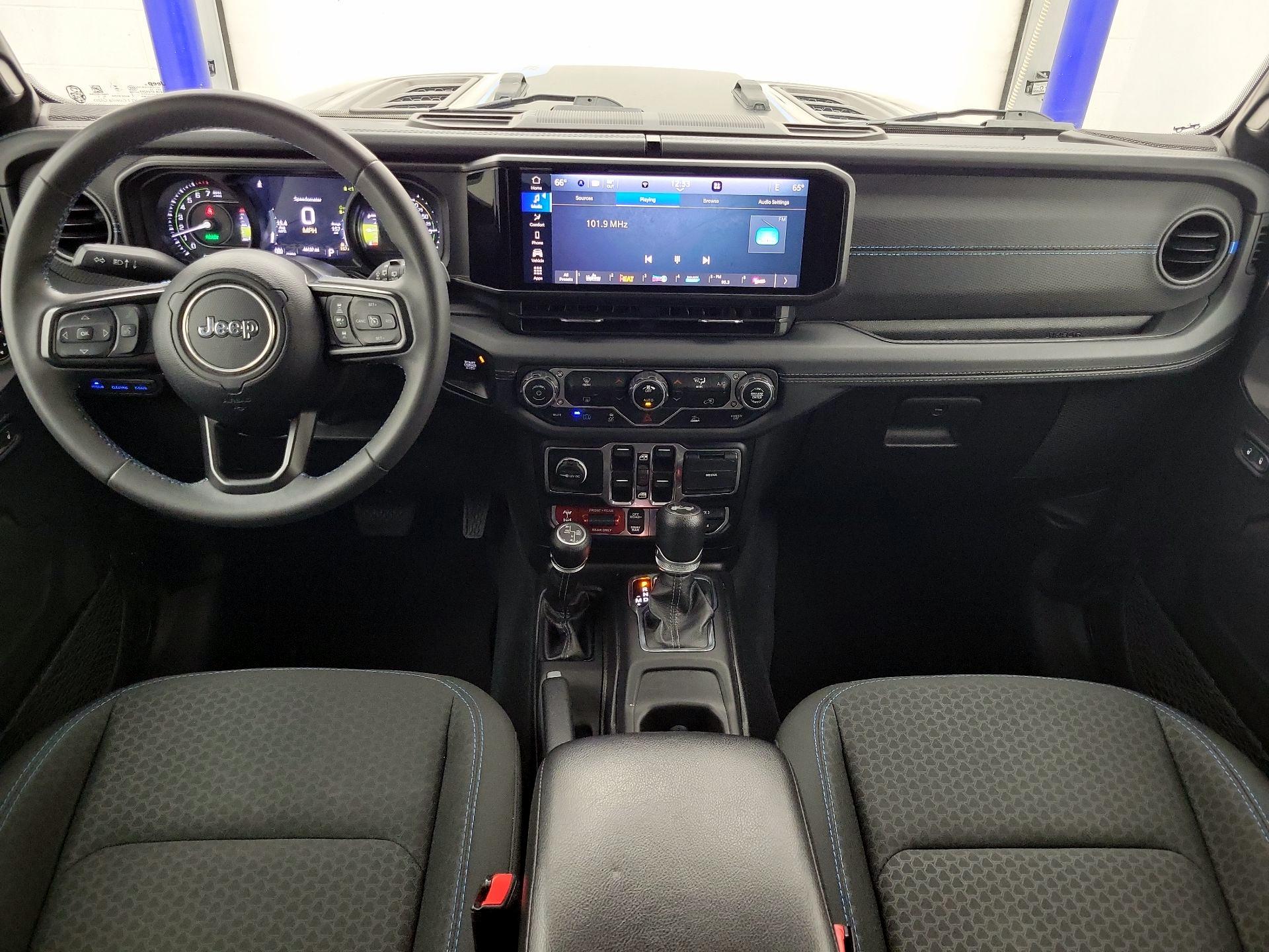Thumbnail: 2024 Jeep Wrangler - 9