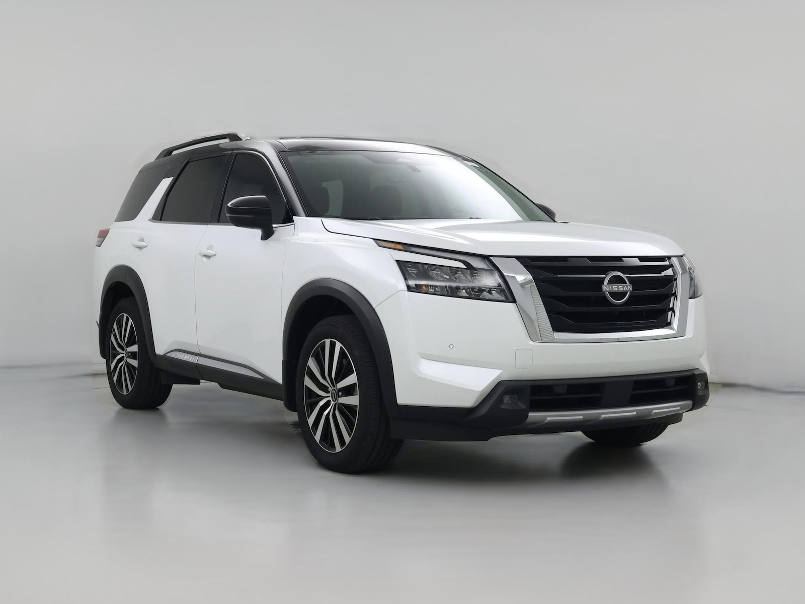 2025 Nissan Pathfinder Platinum - Photo 1