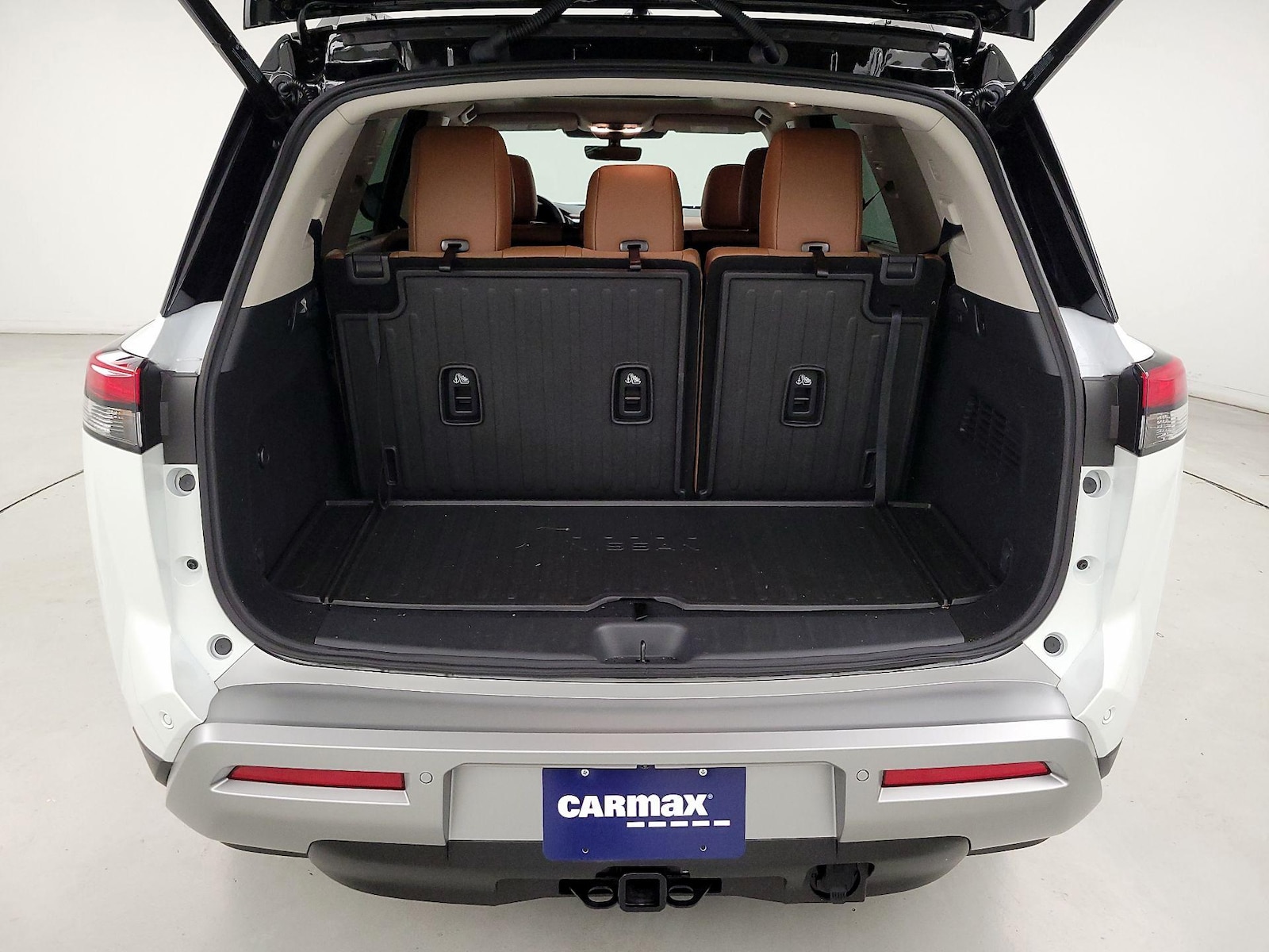 2025 Nissan Pathfinder Platinum - Photo 23