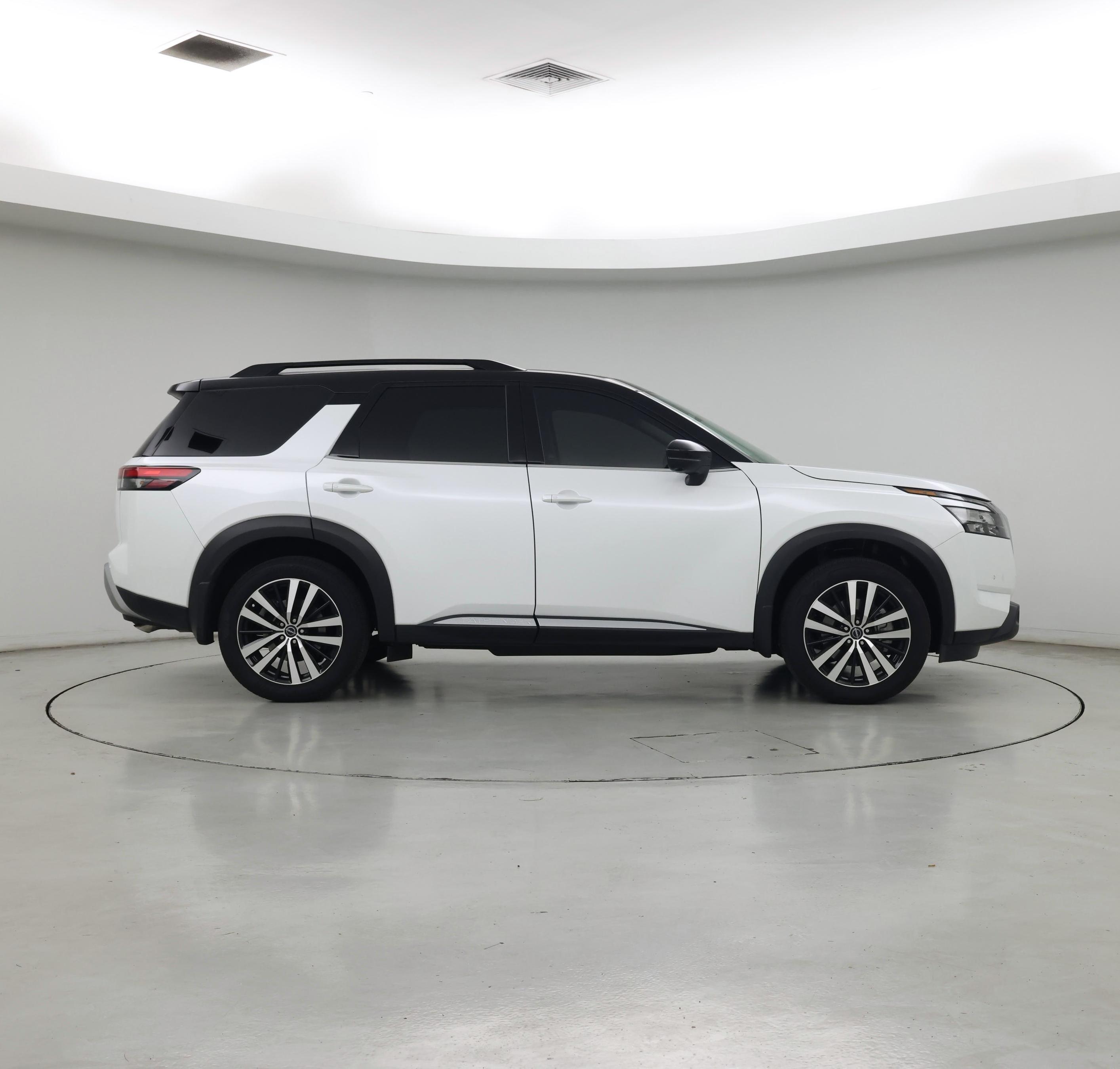Thumbnail: 2025 Nissan Pathfinder - 7