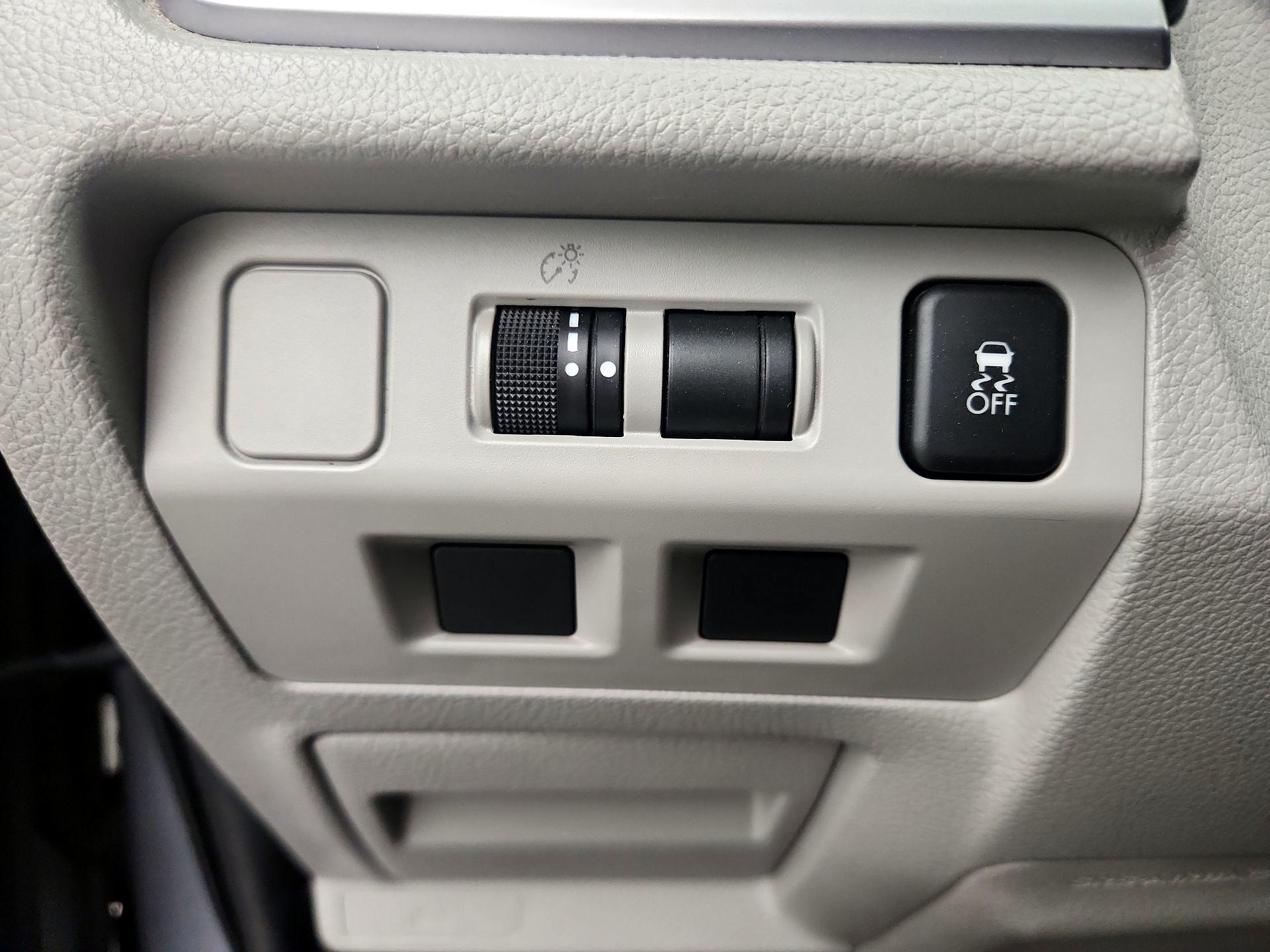 Thumbnail: 2016 Subaru Forester - 13