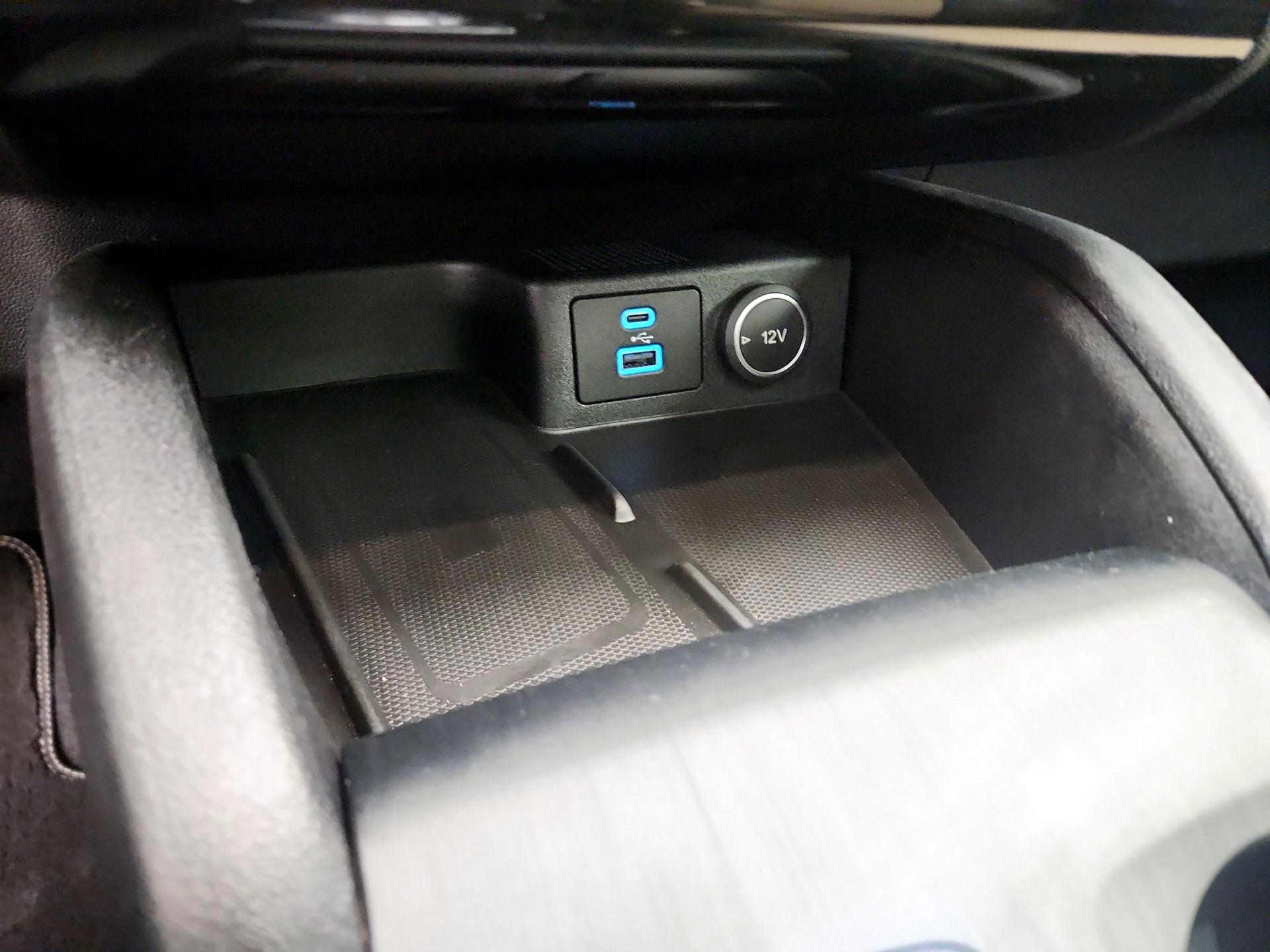 Thumbnail: 2021 Ford Escape - 19