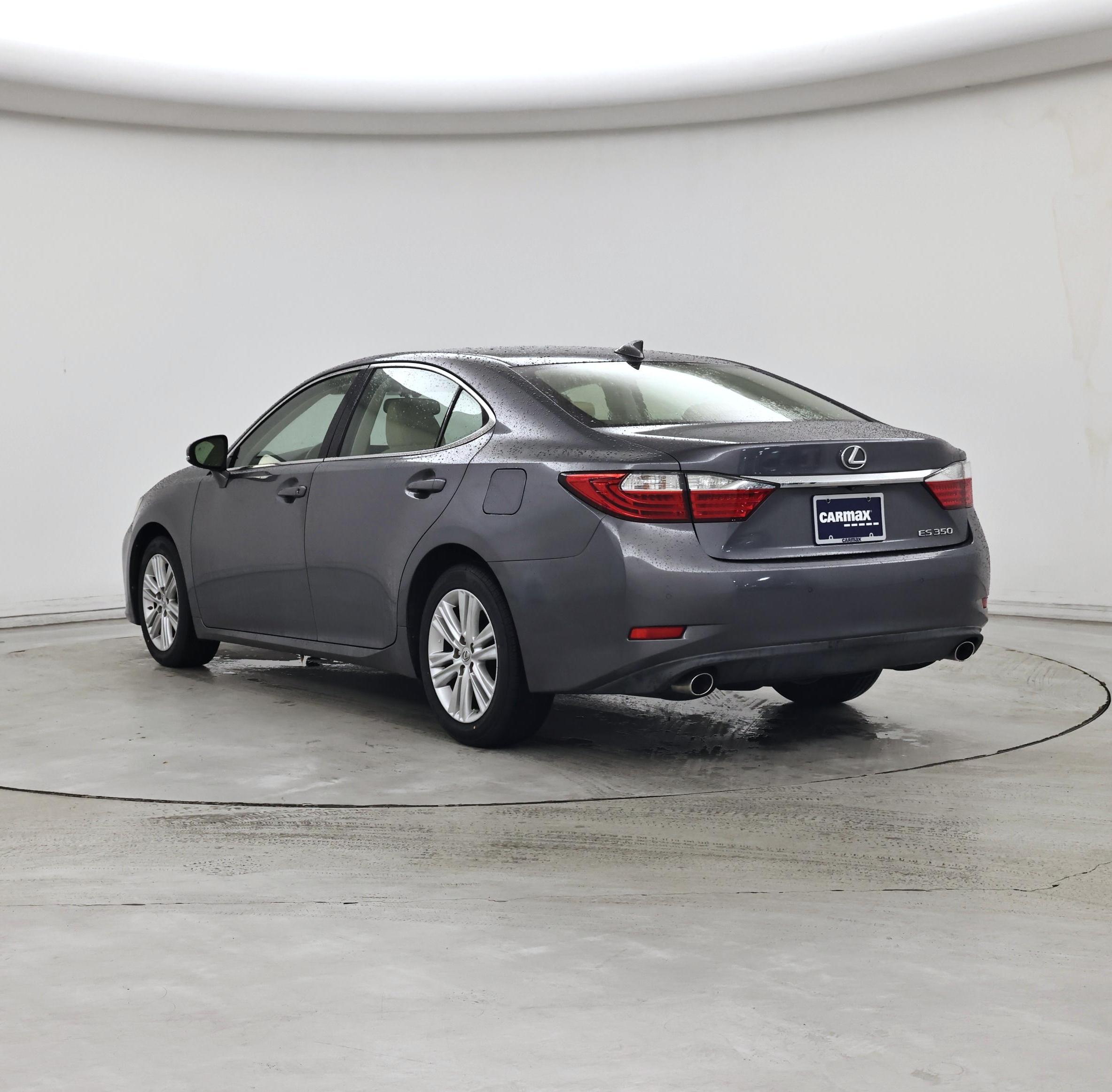 Thumbnail: 2015 Lexus ES - 2