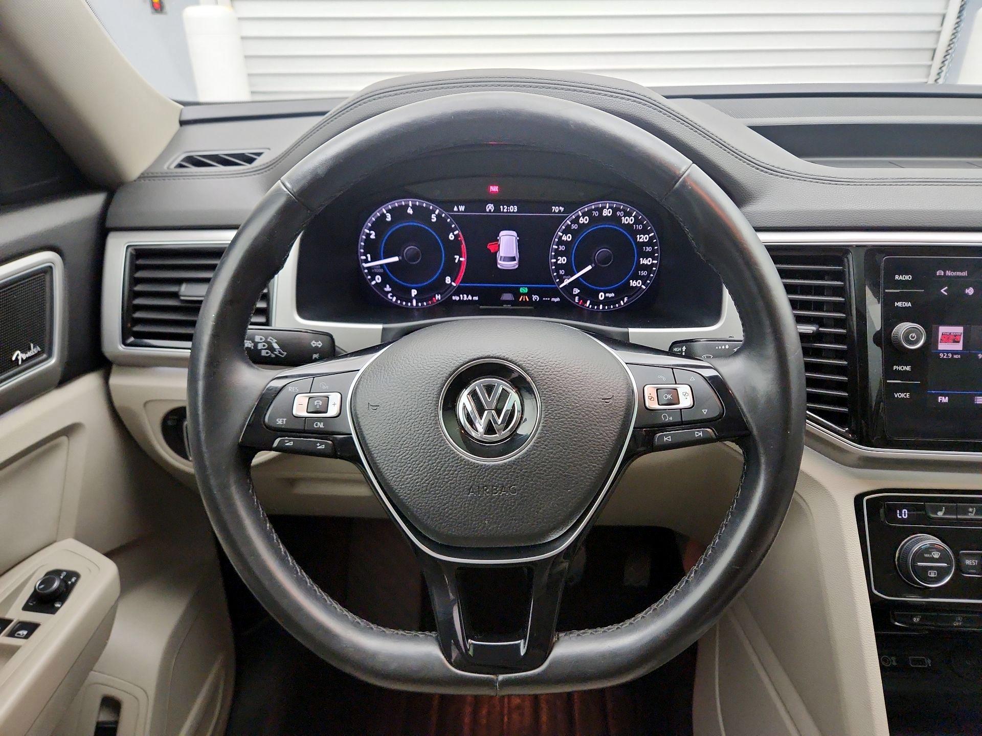 Thumbnail: 2018 Volkswagen Atlas - 10