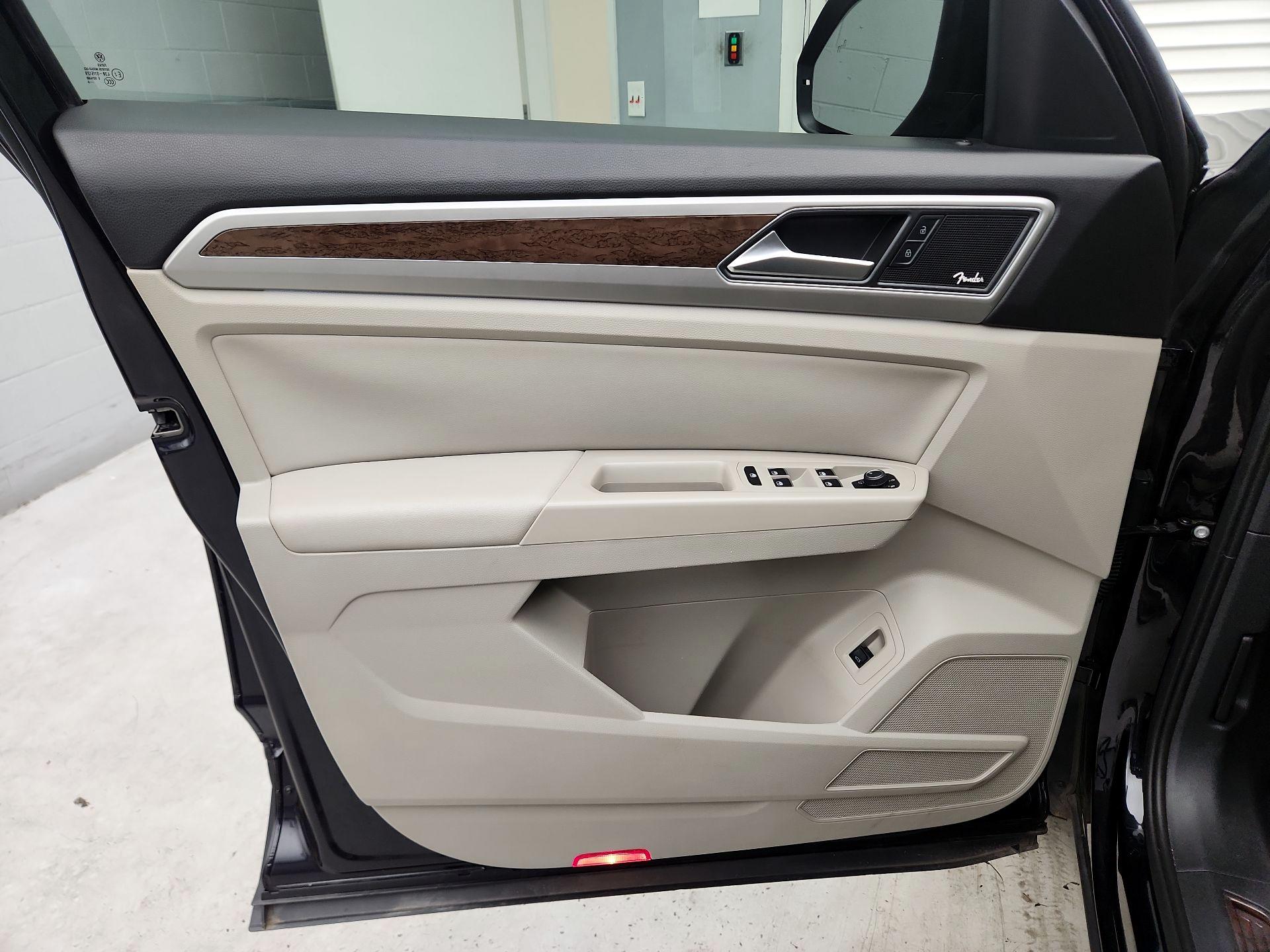 Thumbnail: 2018 Volkswagen Atlas - 12