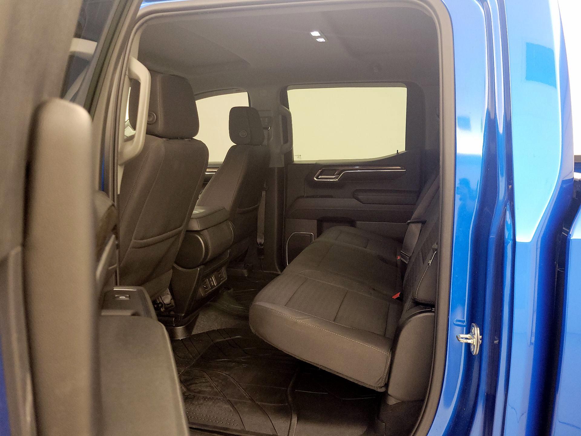 Thumbnail: 2023 Chevrolet Silverado 1500 - 19
