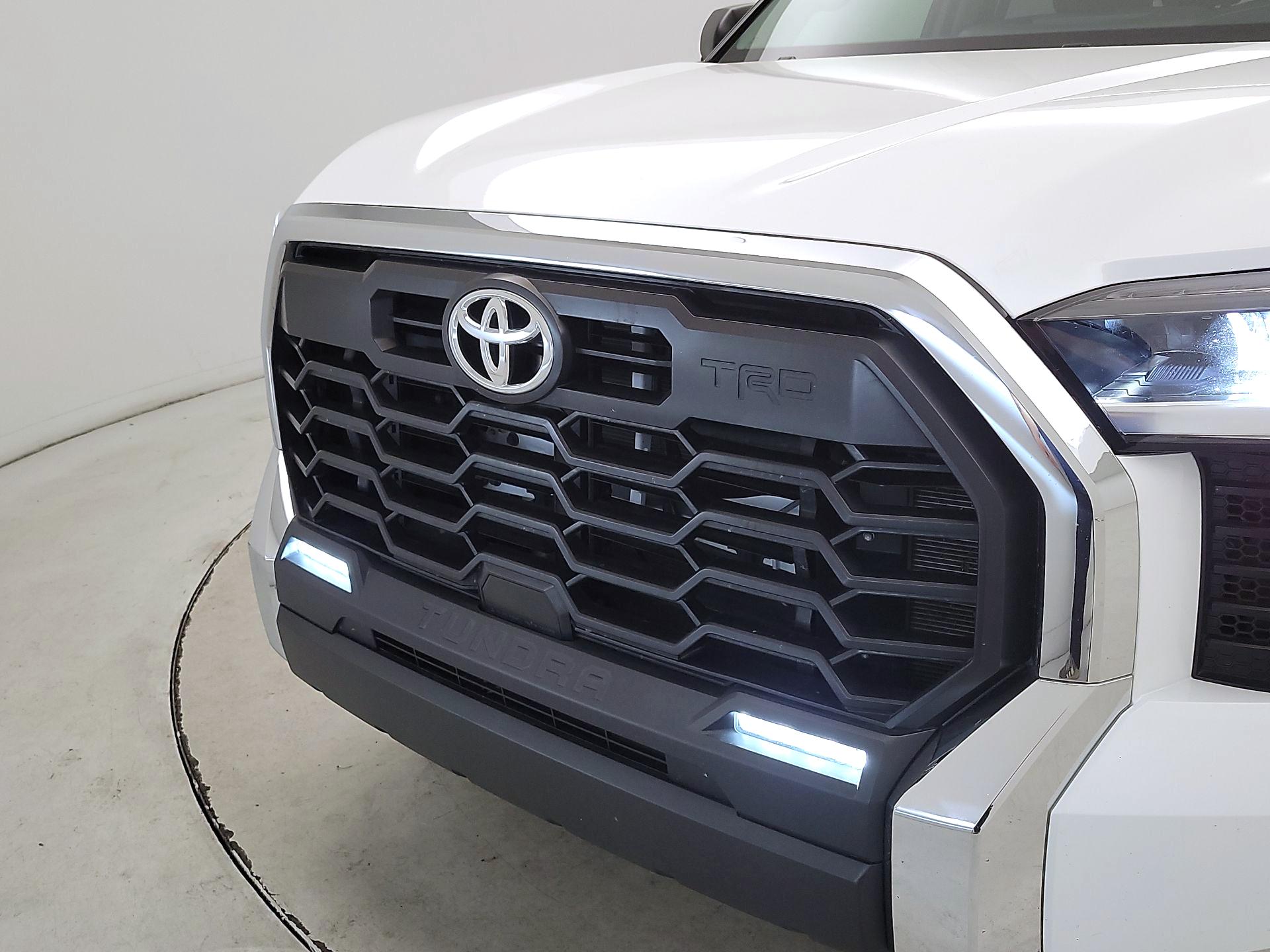 Thumbnail: 2023 Toyota Tundra - 2