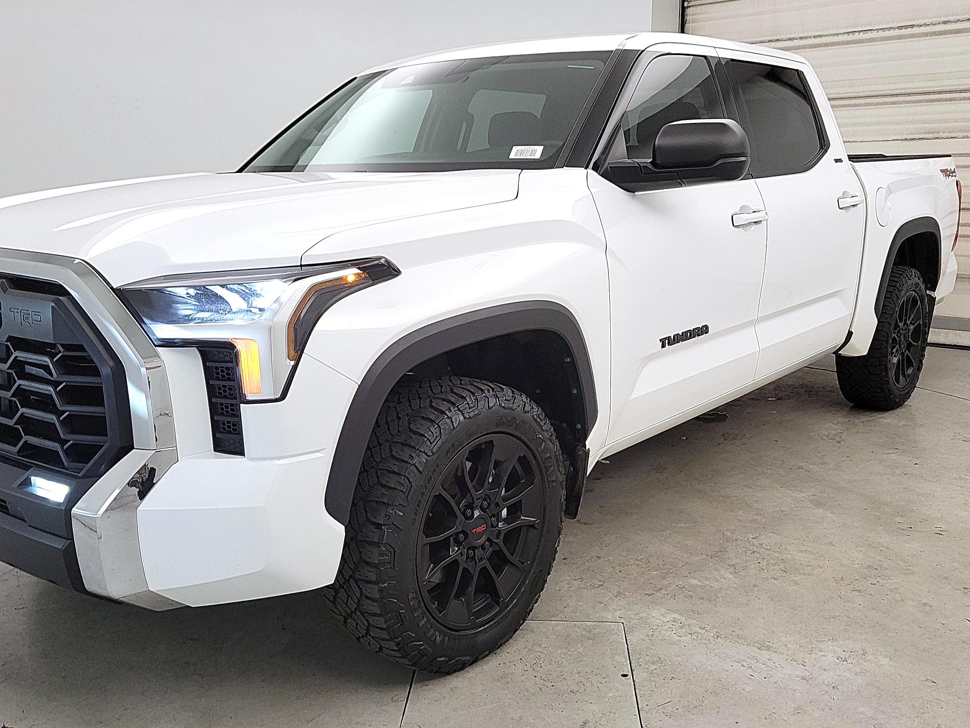 Thumbnail: 2023 Toyota Tundra - 3