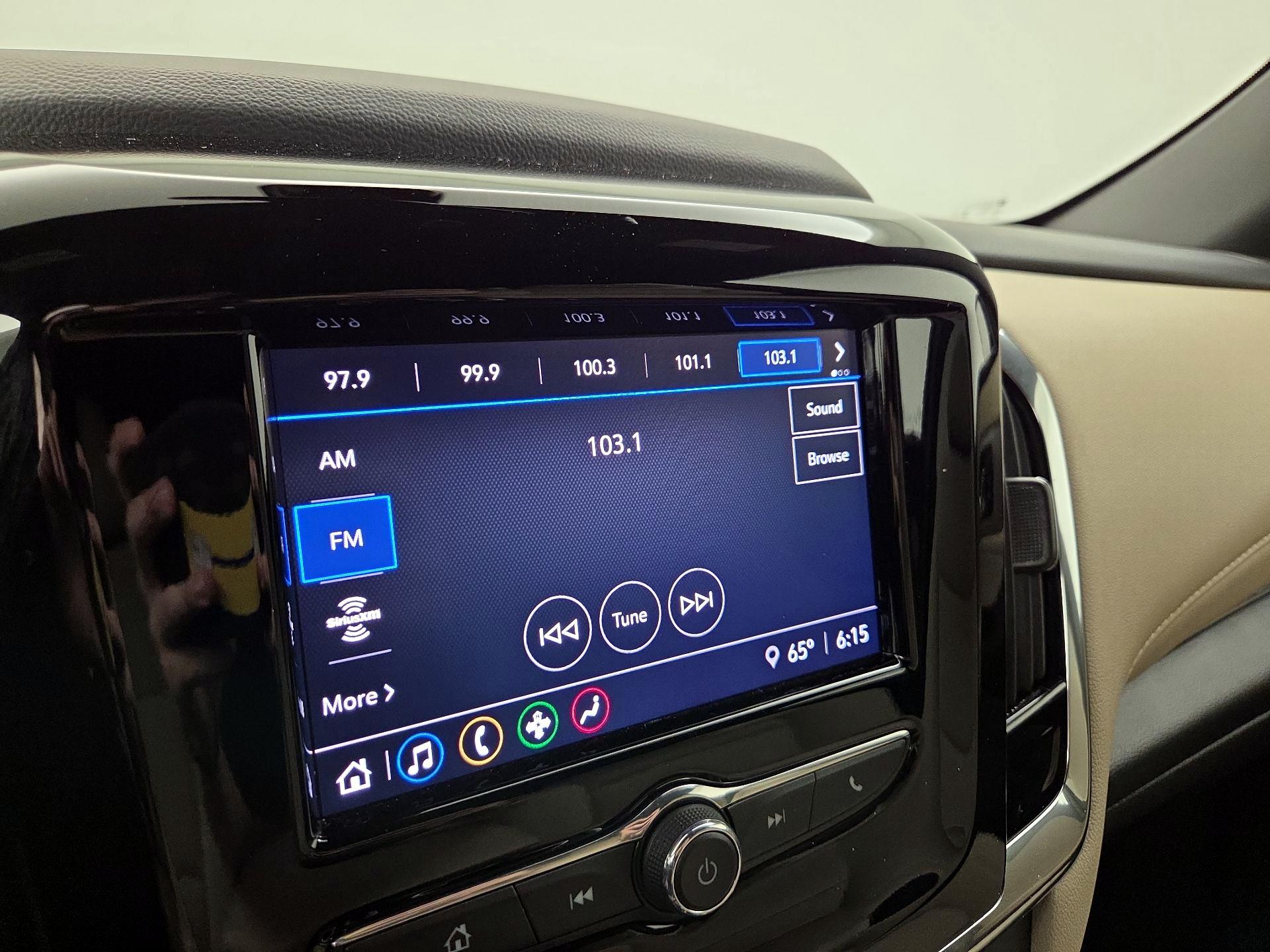 Thumbnail: 2023 Chevrolet Traverse - 15