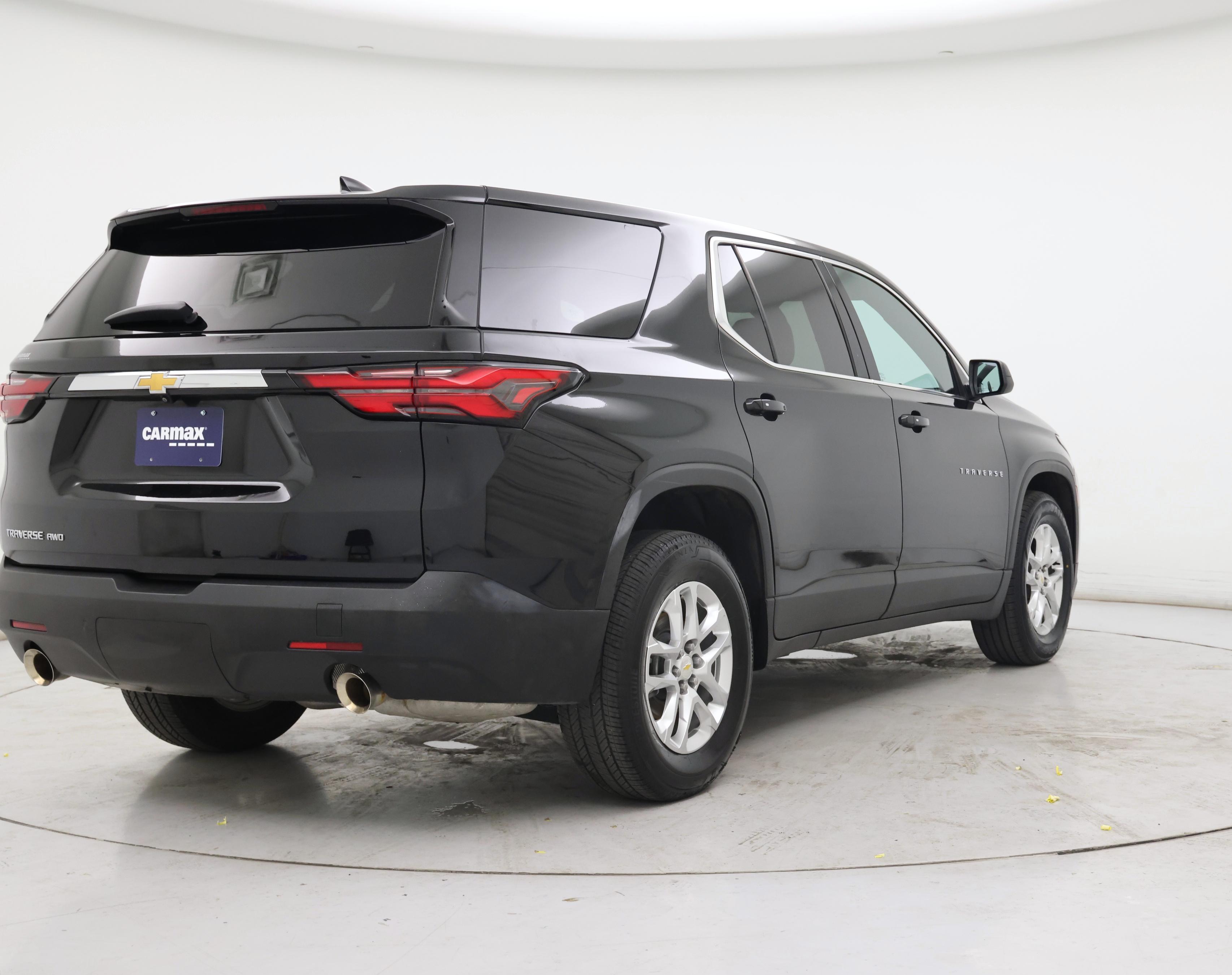 Thumbnail: 2023 Chevrolet Traverse - 8