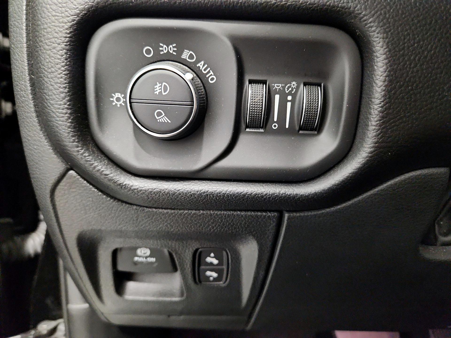 Thumbnail: 2022 RAM 1500 - 13