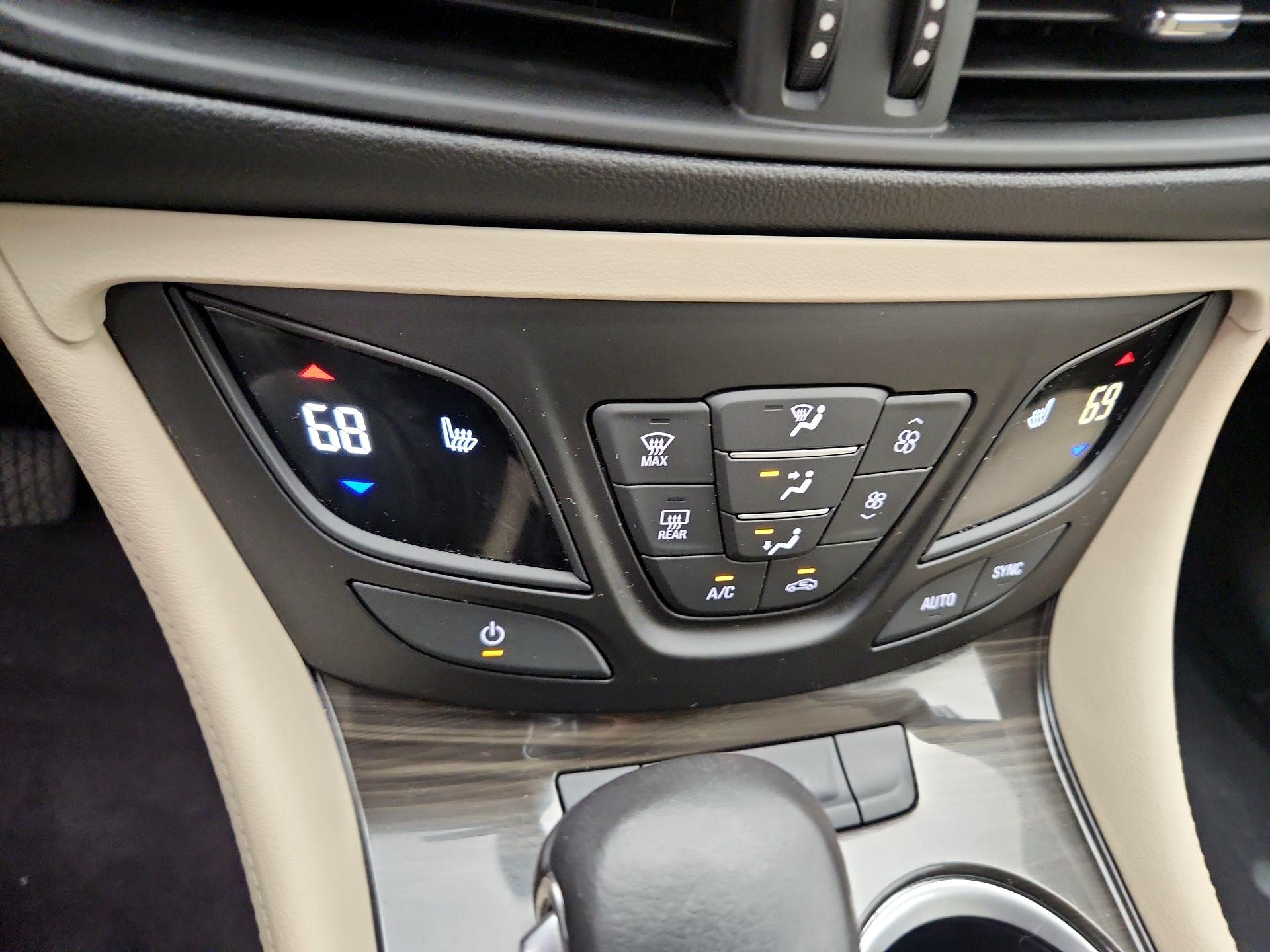 Thumbnail: 2020 Buick Envision - 17