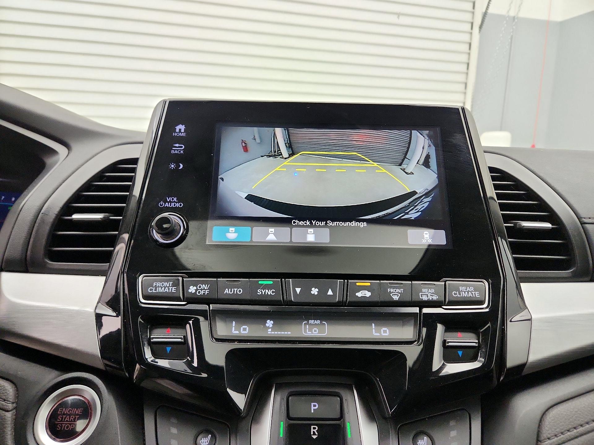 Thumbnail: 2019 Honda Odyssey - 15