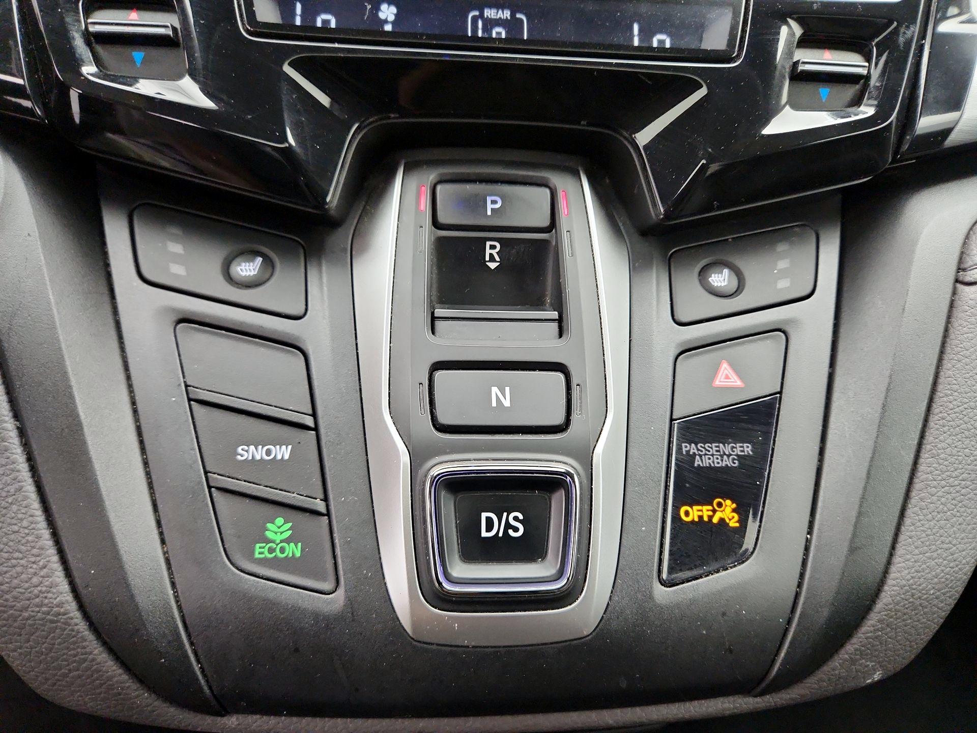 Thumbnail: 2019 Honda Odyssey - 18