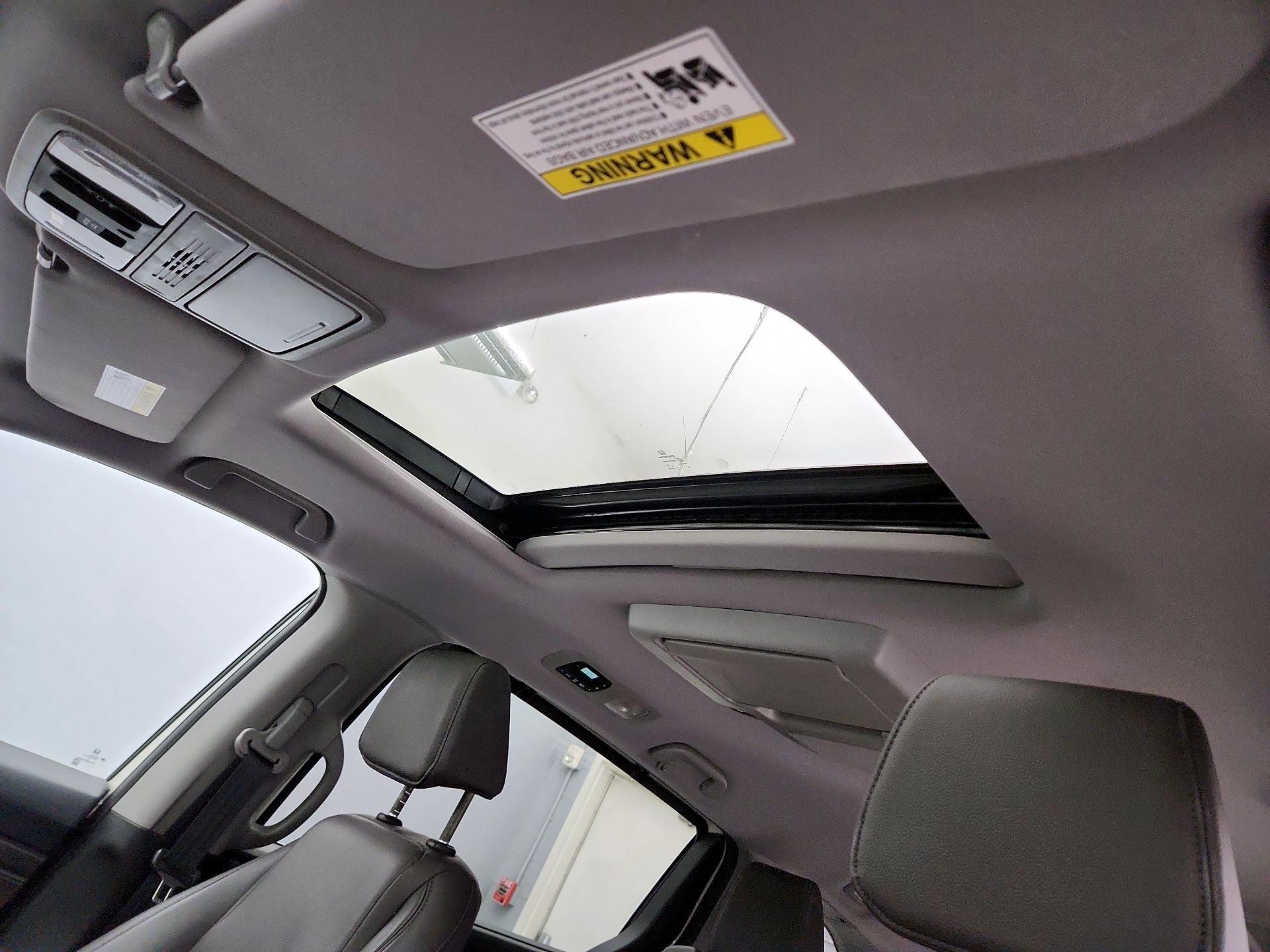 Thumbnail: 2019 Honda Odyssey - 20