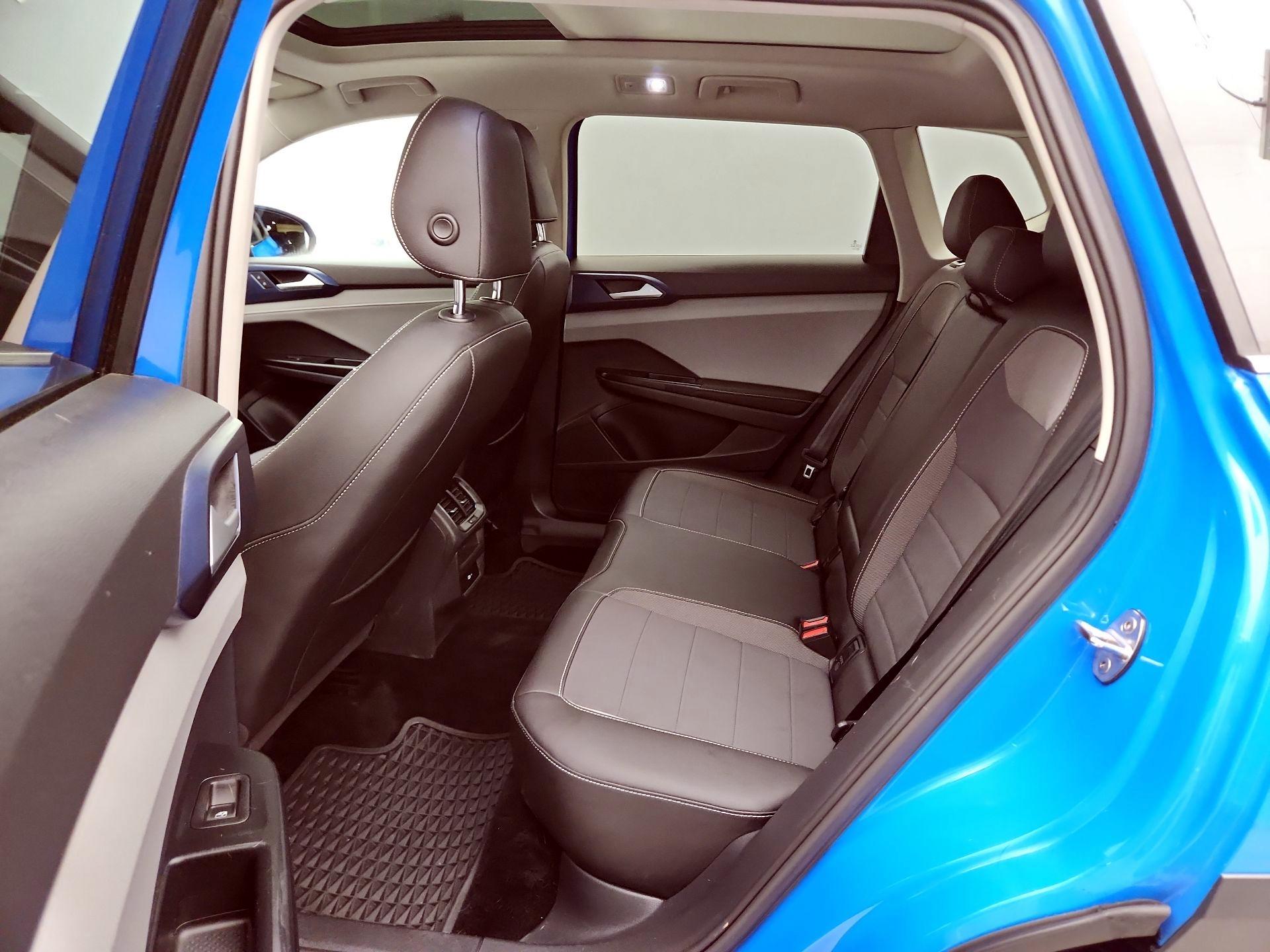 Thumbnail: 2024 Volkswagen Taos - 20