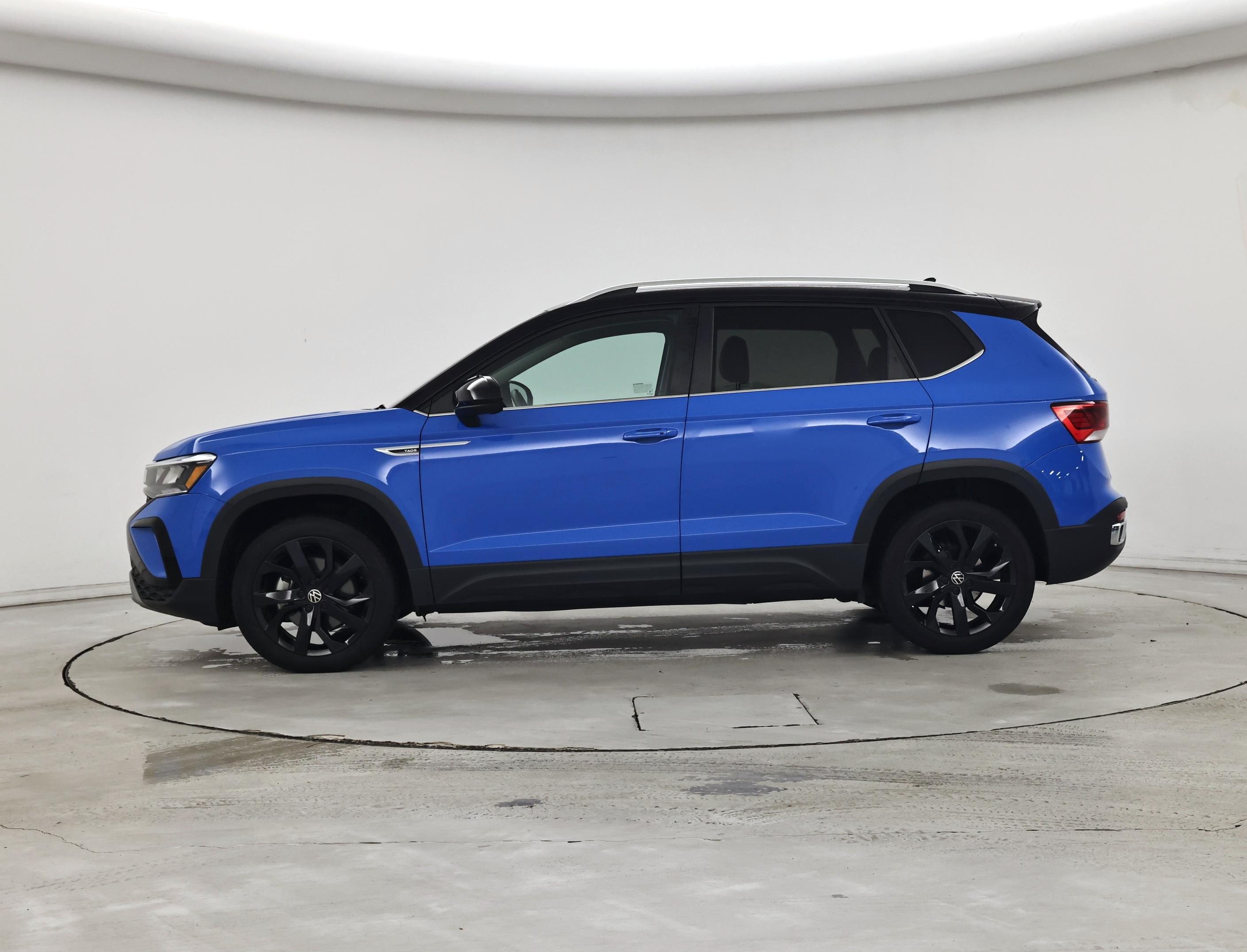 Thumbnail: 2024 Volkswagen Taos - 3