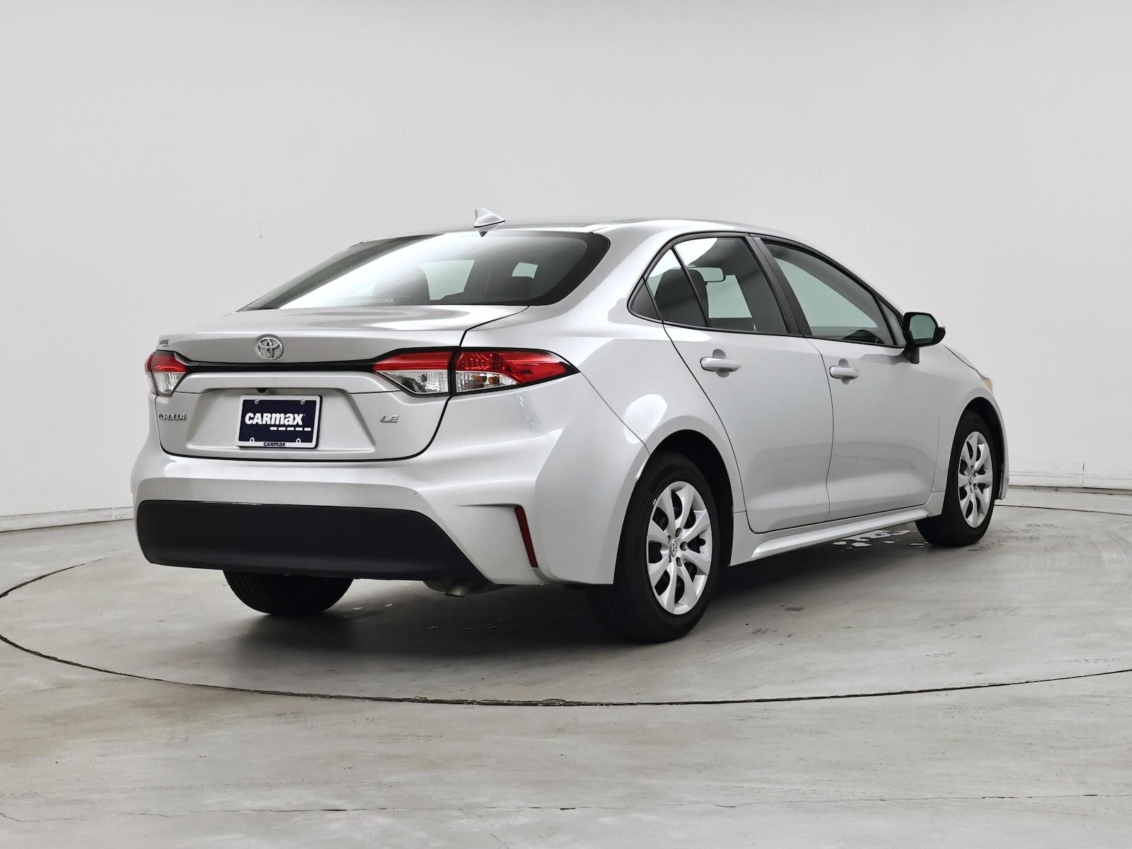 2023 Toyota Corolla LE - Photo 9