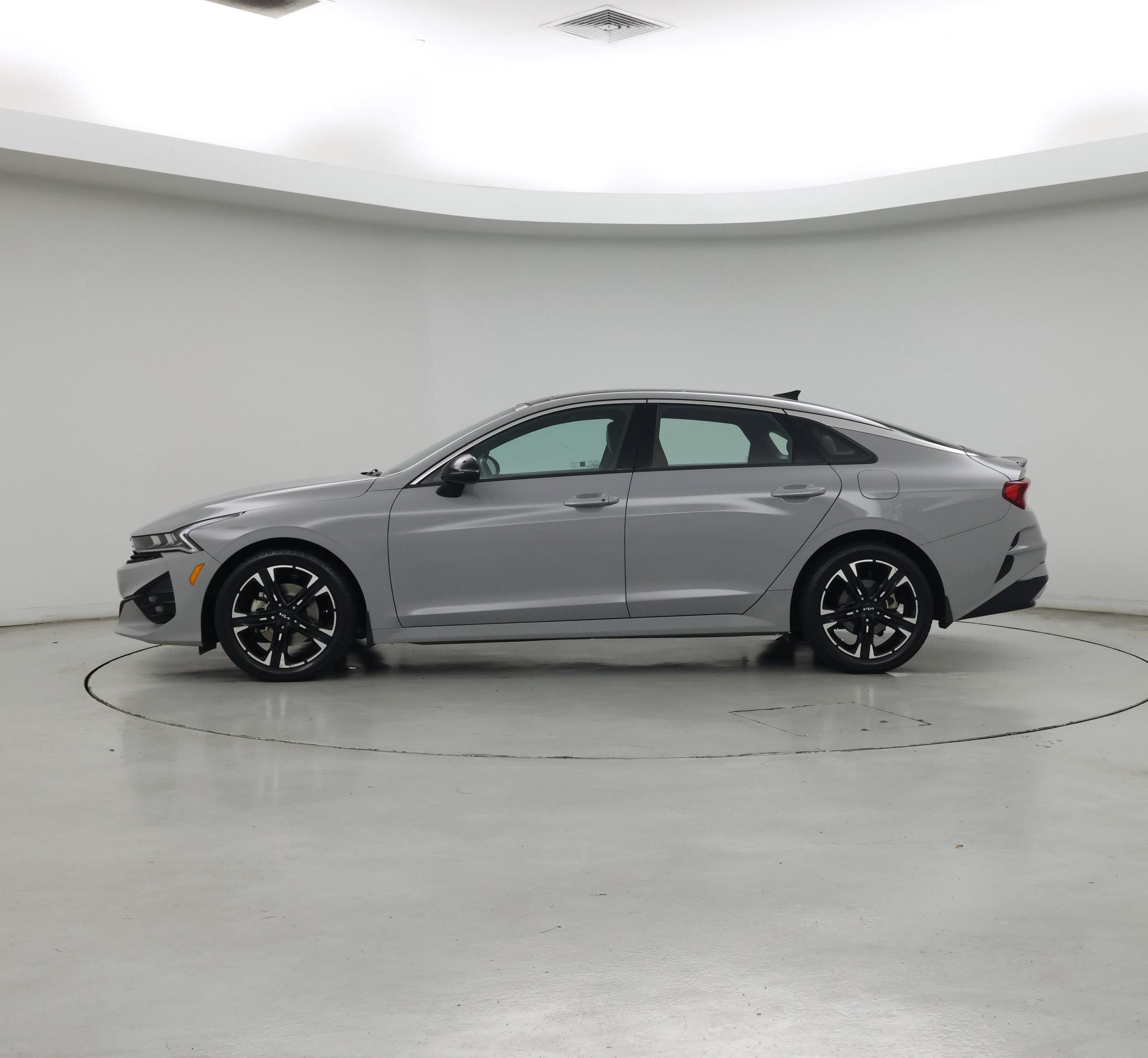Thumbnail: 2022 Kia K5 - 3