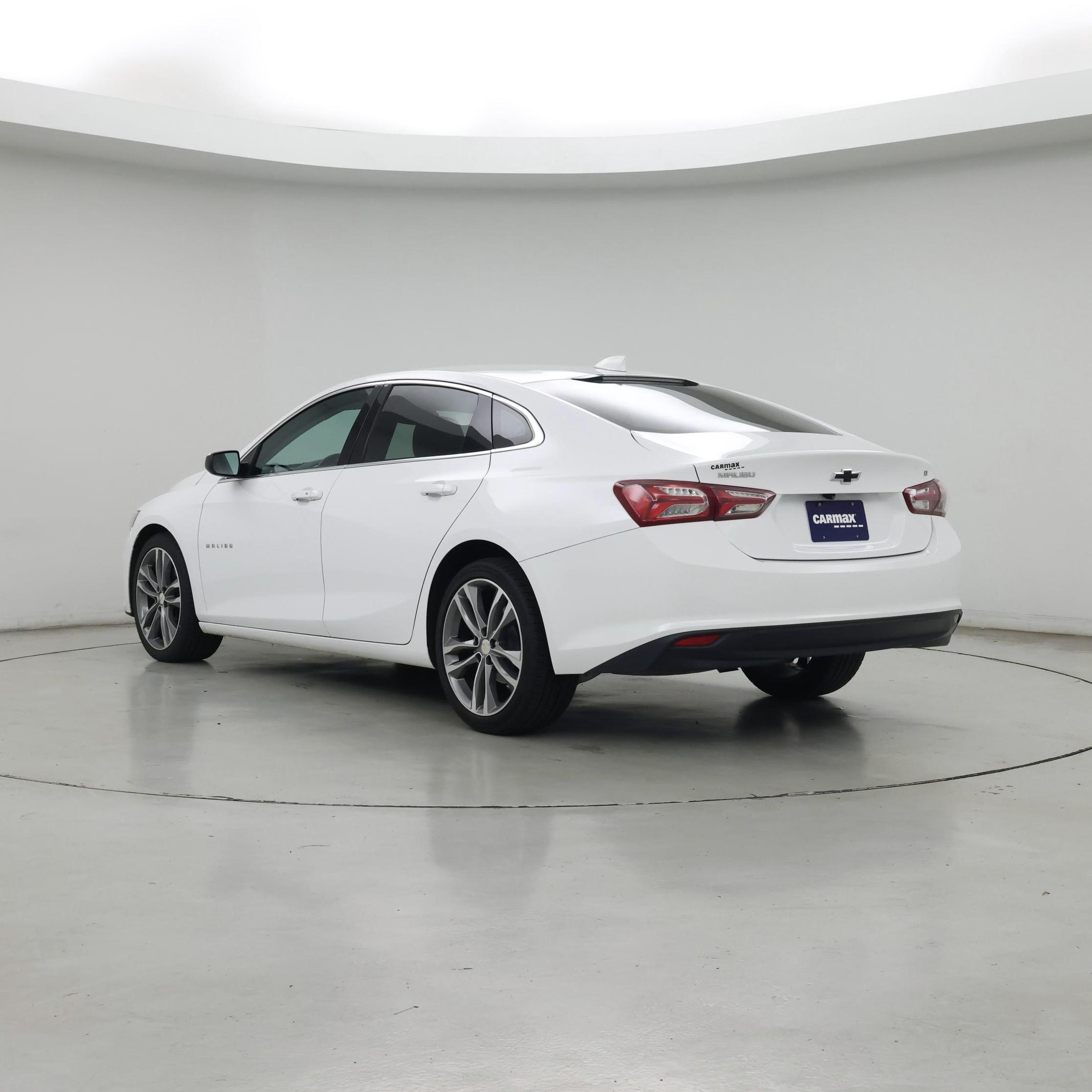 Thumbnail: 2023 Chevrolet Malibu - 2