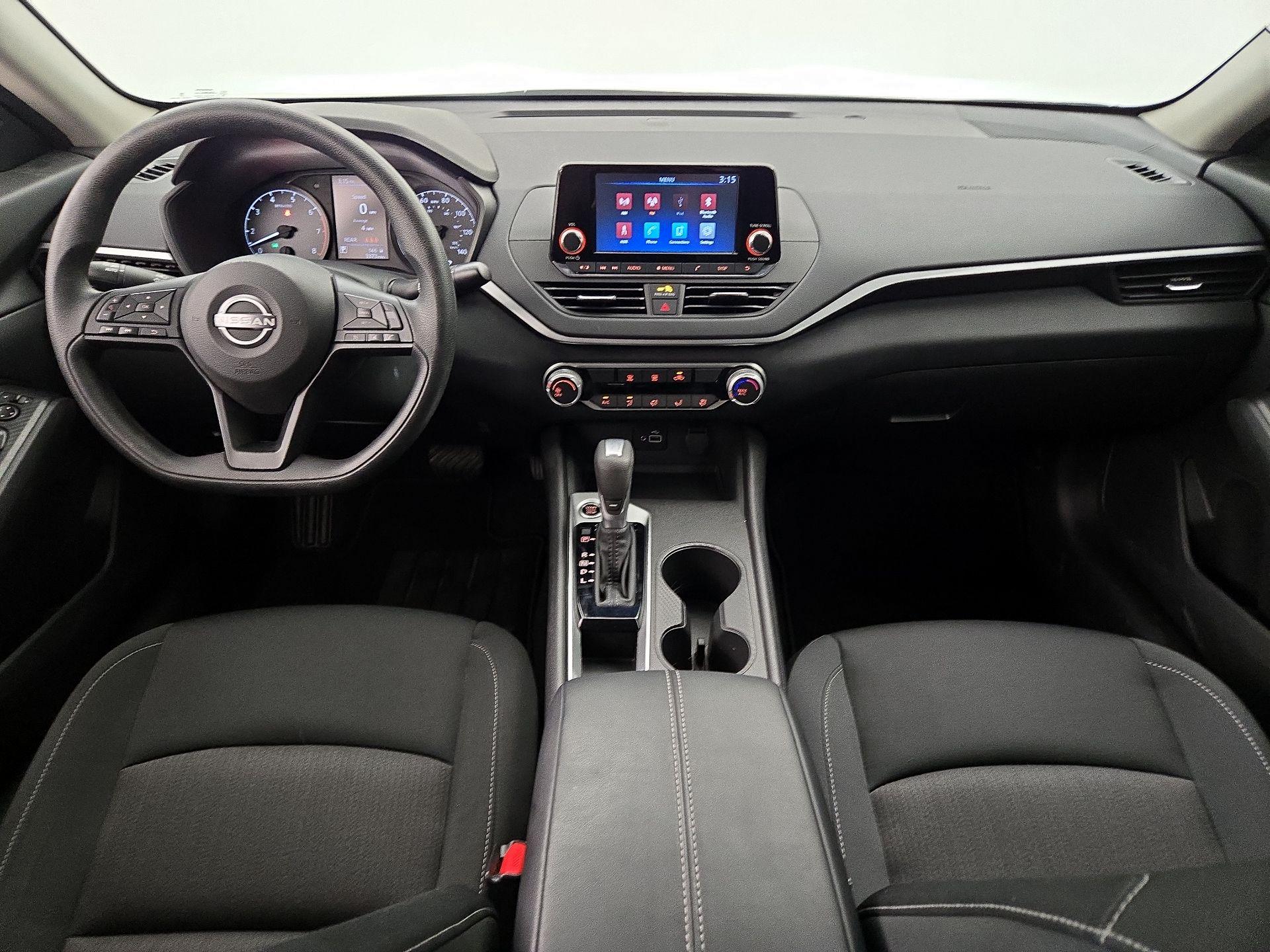 Thumbnail: 2024 Nissan Altima - 9