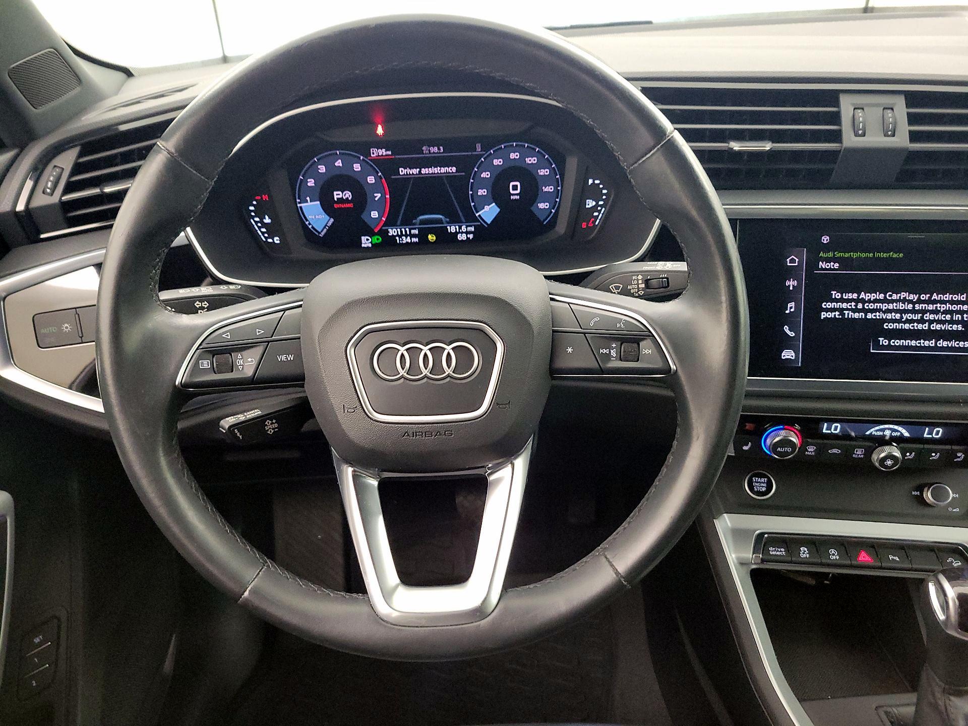 Thumbnail: 2022 Audi Q3 - 10