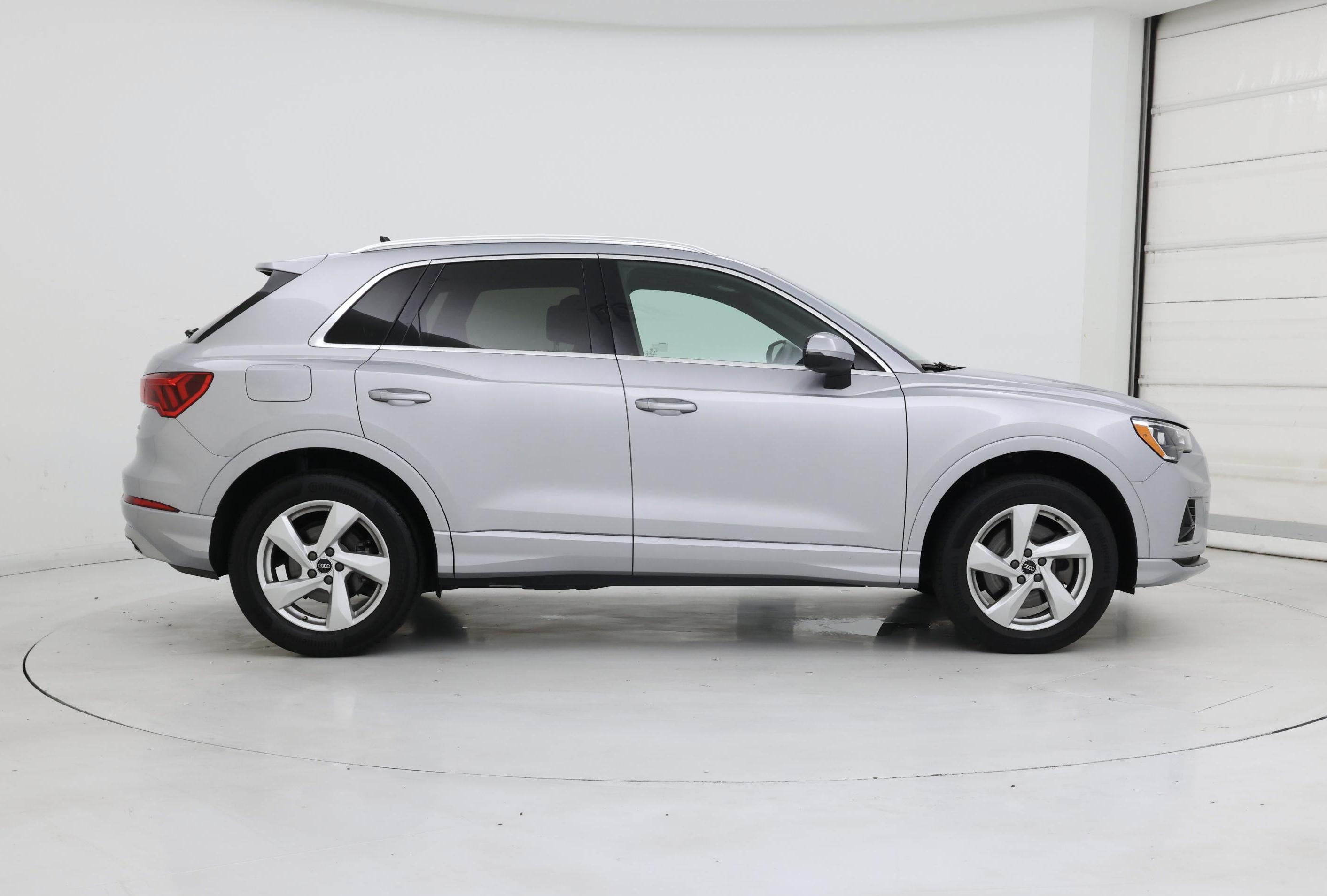 Thumbnail: 2022 Audi Q3 - 7
