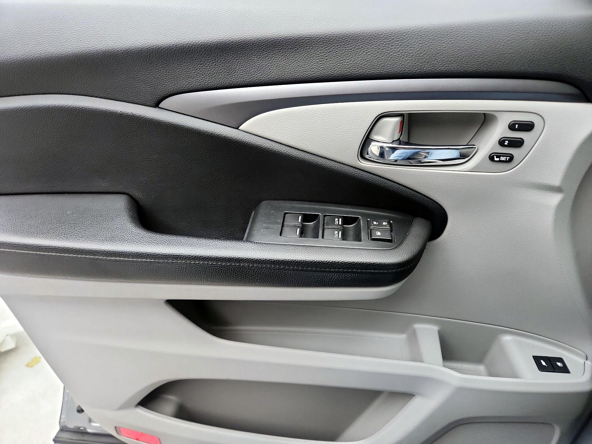 Thumbnail: 2022 Honda Pilot - 12