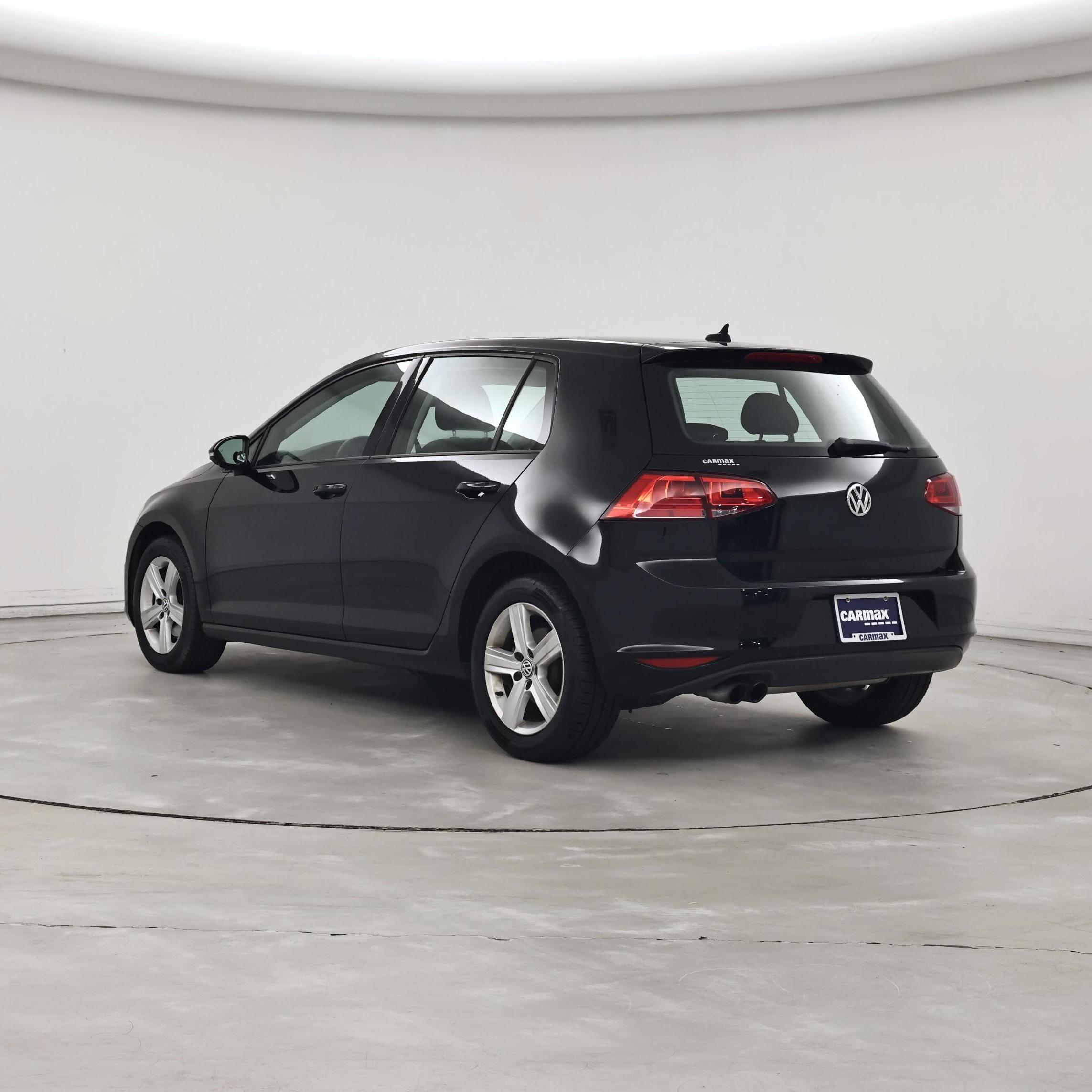 Thumbnail: 2017 Volkswagen Golf - 2