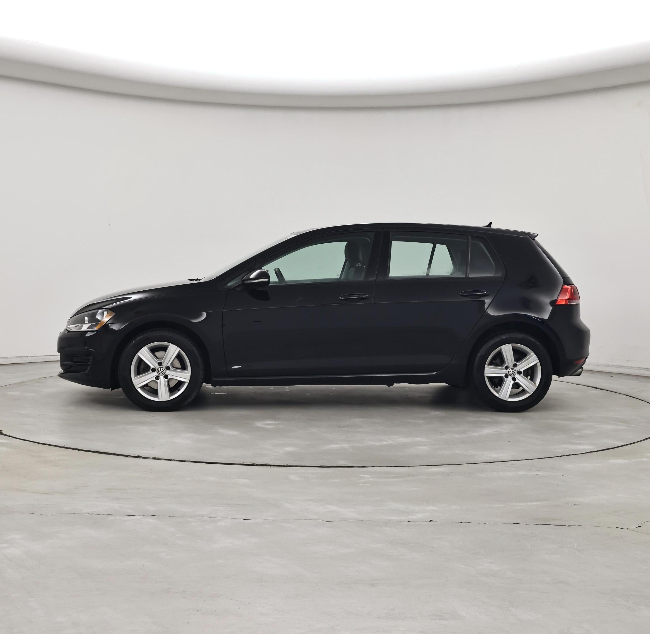 Thumbnail: 2017 Volkswagen Golf - 3