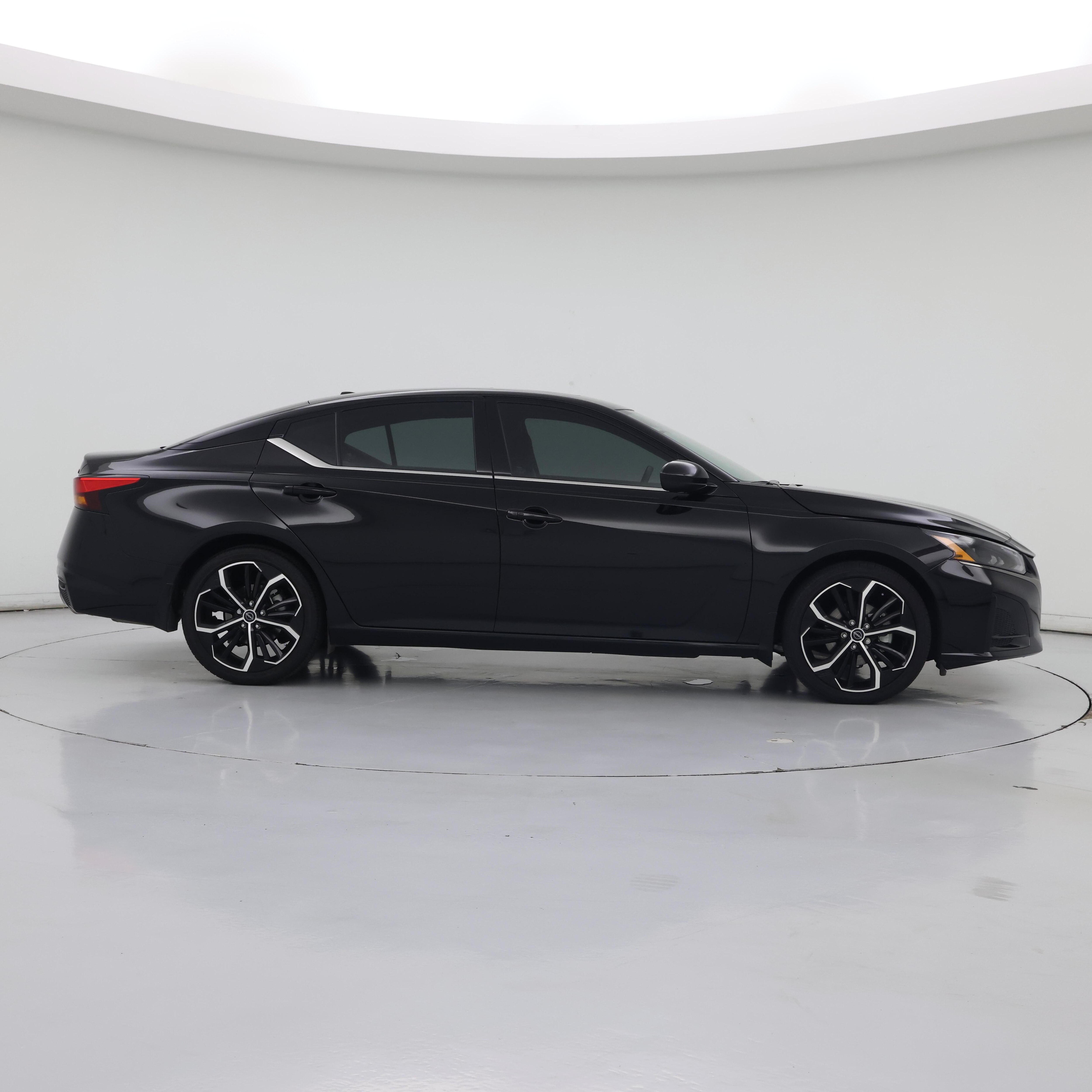 Thumbnail: 2024 Nissan Altima - 7