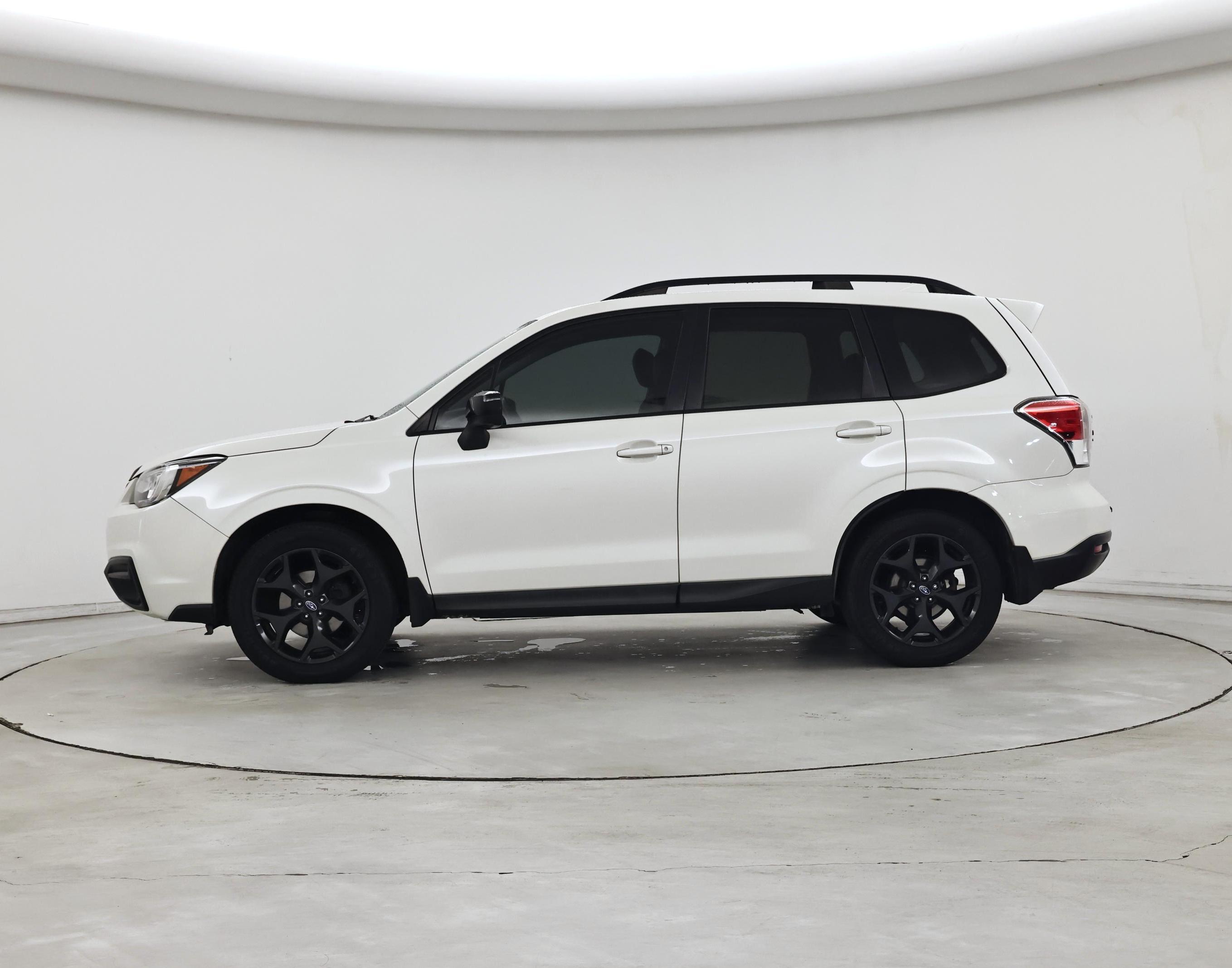 Thumbnail: 2018 Subaru Forester - 3