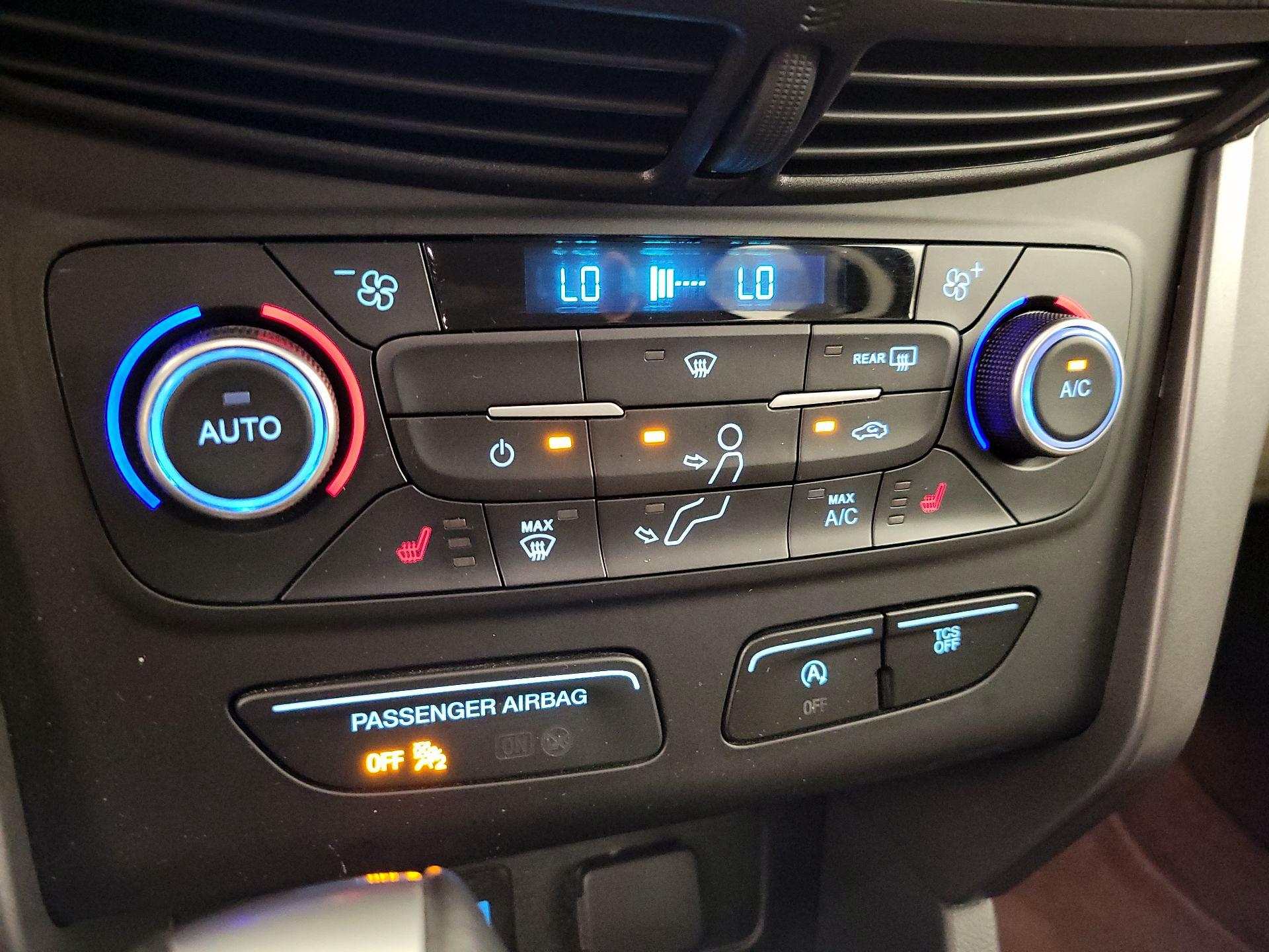 Thumbnail: 2018 Ford Escape - 17