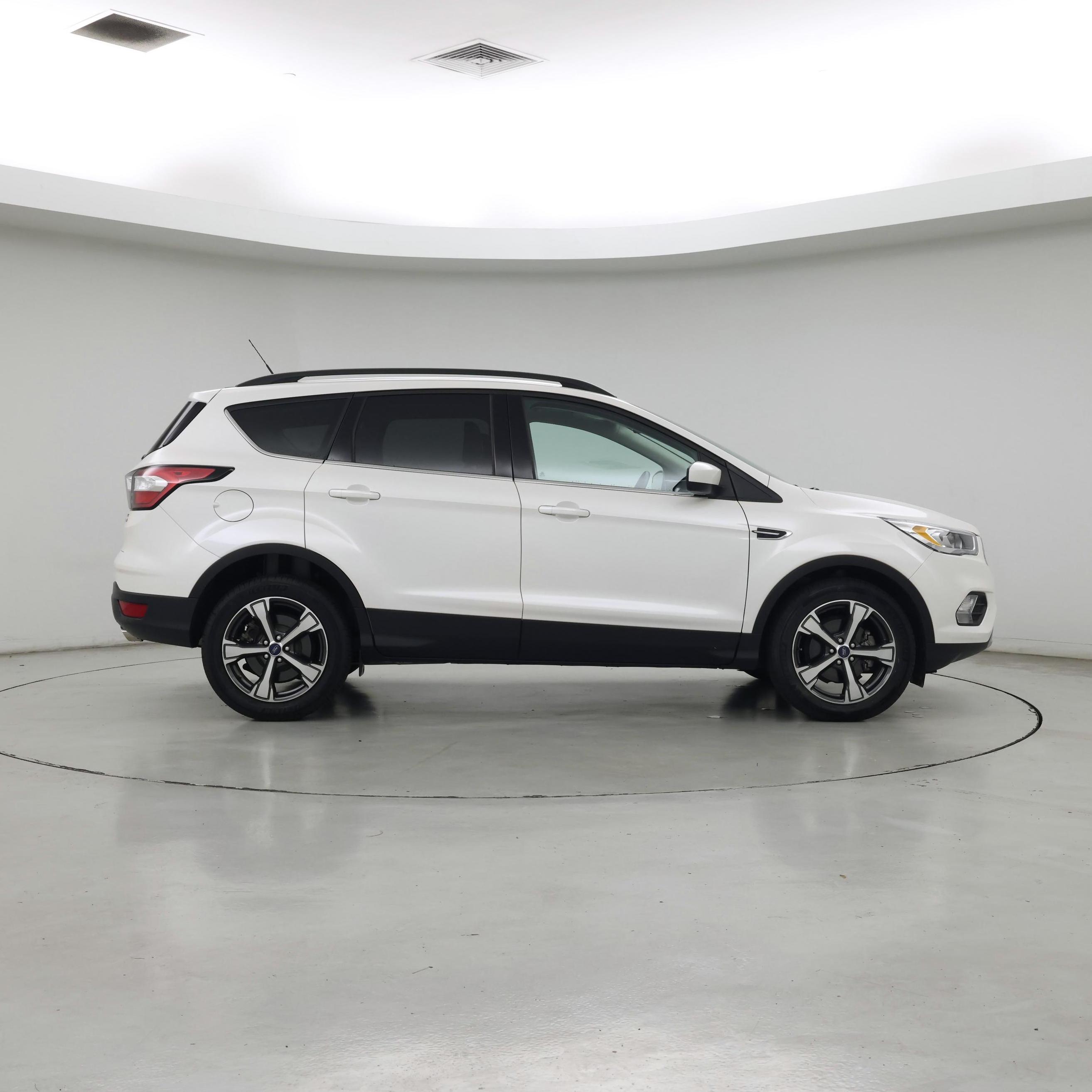 Thumbnail: 2018 Ford Escape - 7