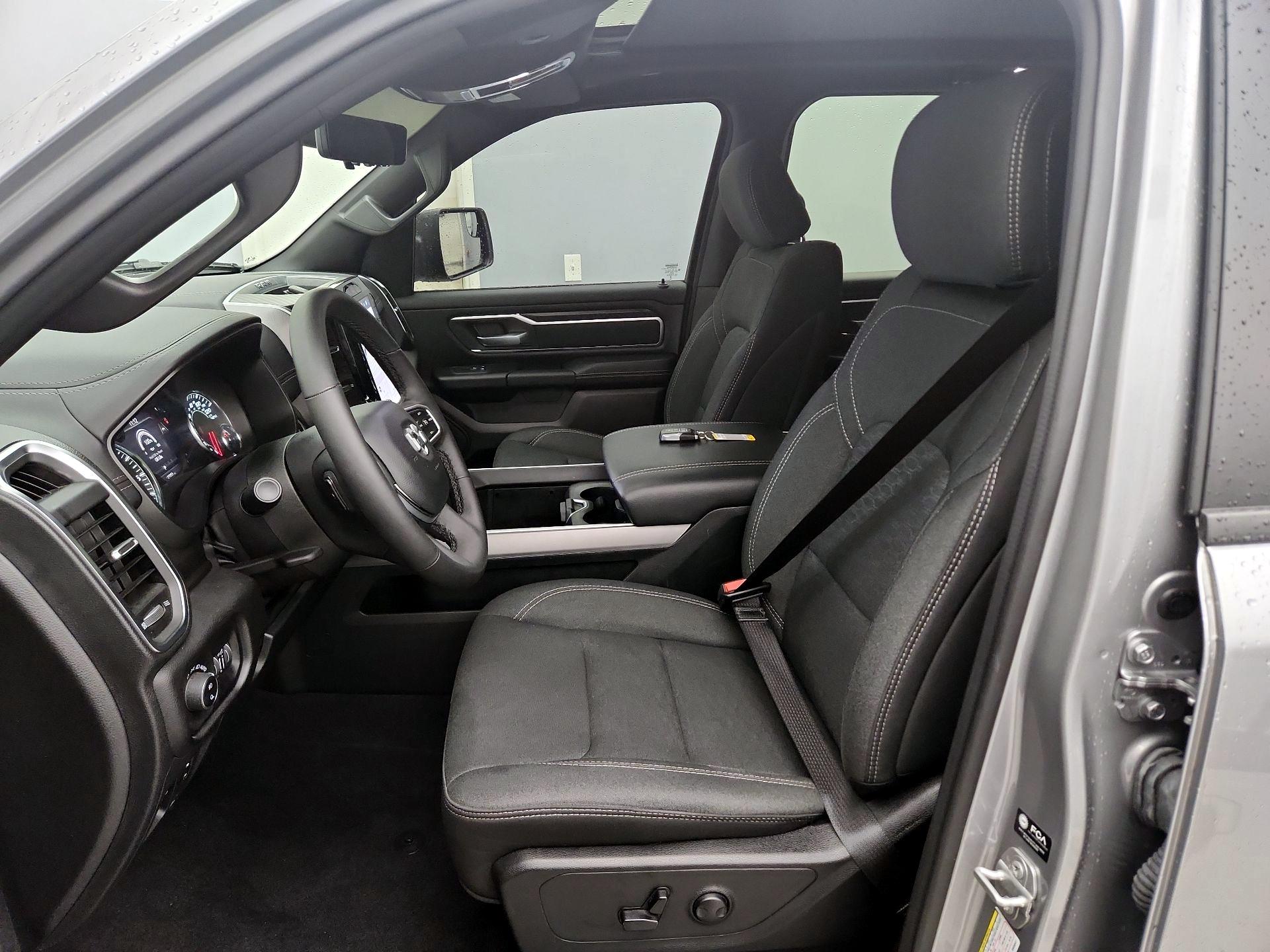 Thumbnail: 2025 RAM 1500 - 11