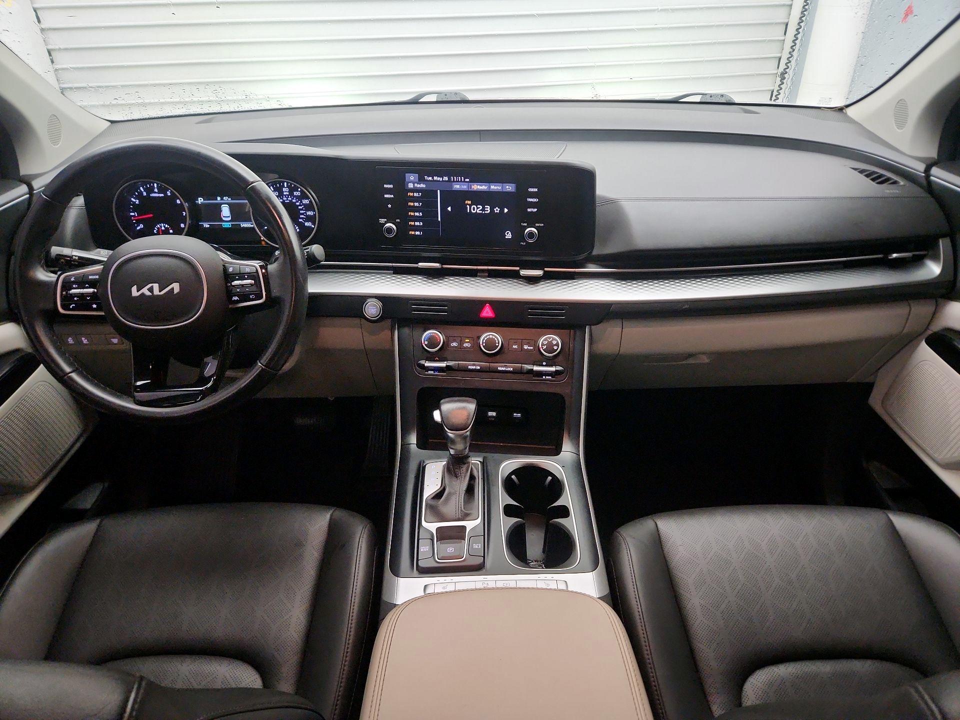 Thumbnail: 2022 Kia Carnival - 9